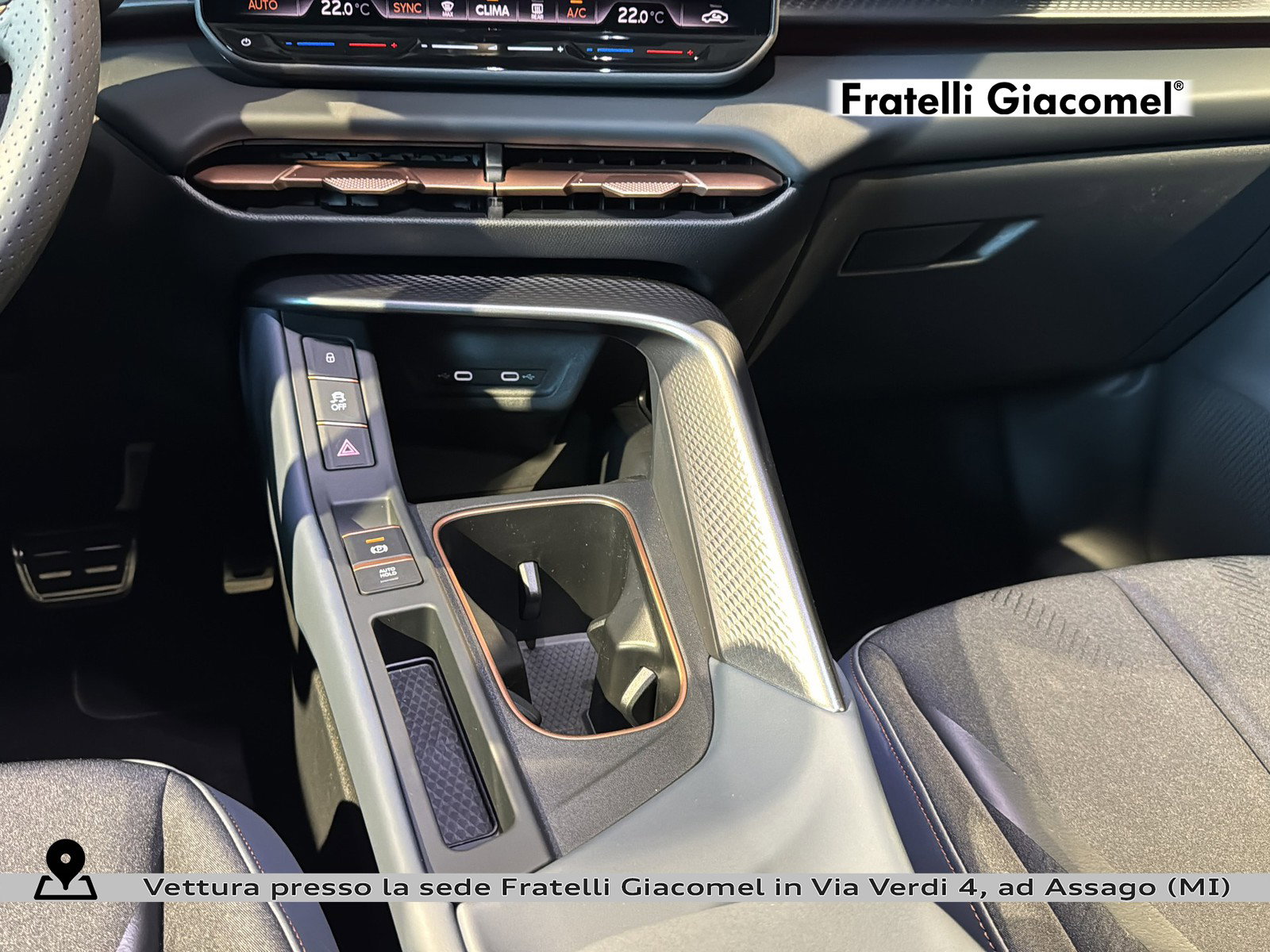 https://cdn-giacomel.caraffinity.it/fratelligiacomel/phyron-dd110034/large/83/+2026+07+29+V110041_6a6a10d9a5c8d.jpg/088331af84ebd6ad5740b77d0f1c806e.jpg