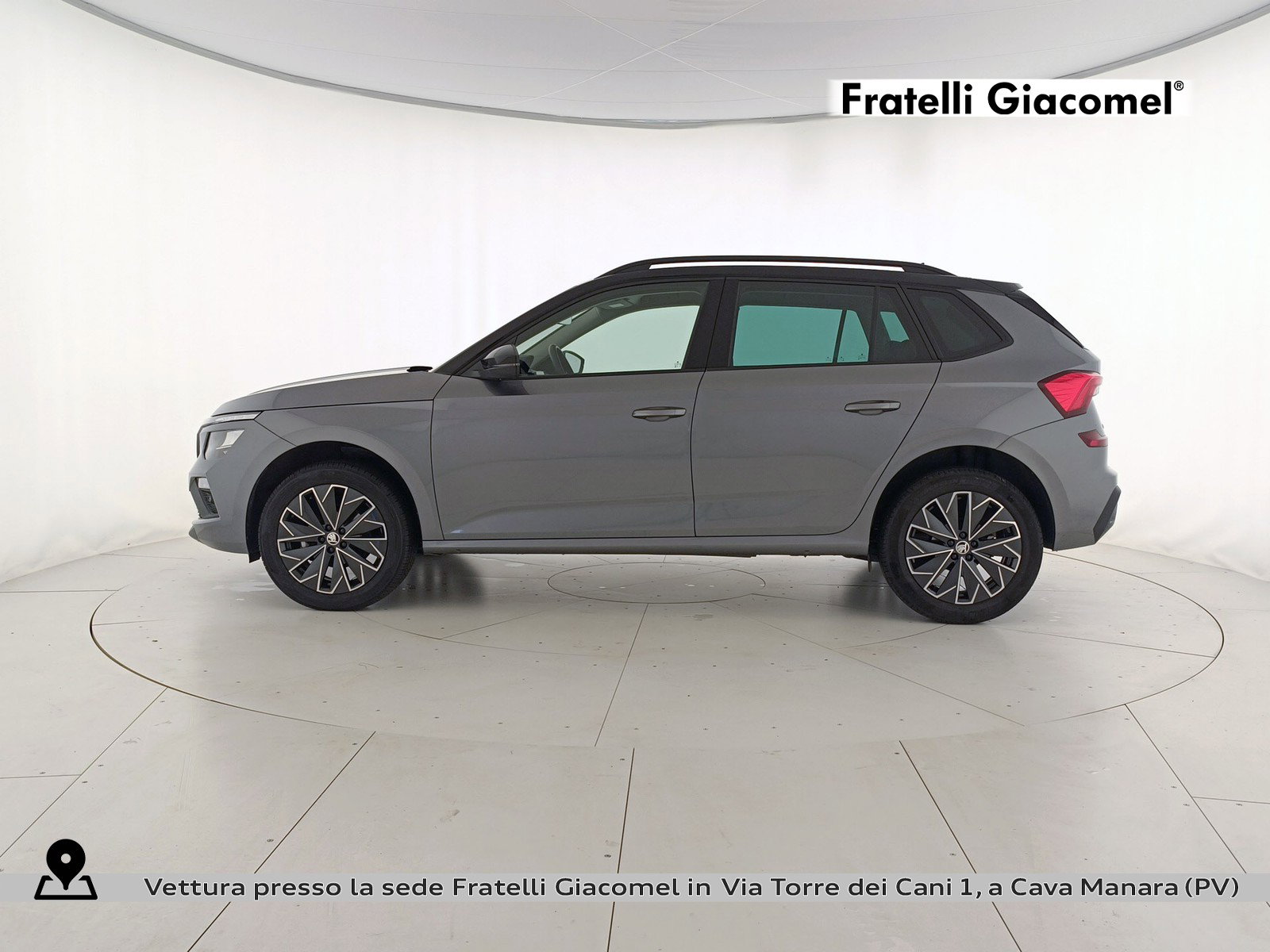 https://cdn-giacomel.caraffinity.it/fratelligiacomel/weicola/large/134/+2026+04+02+V100102_69ce6a70d7151.jpg/cee94efa2537a2b4085883a80bdafcc2.jpg