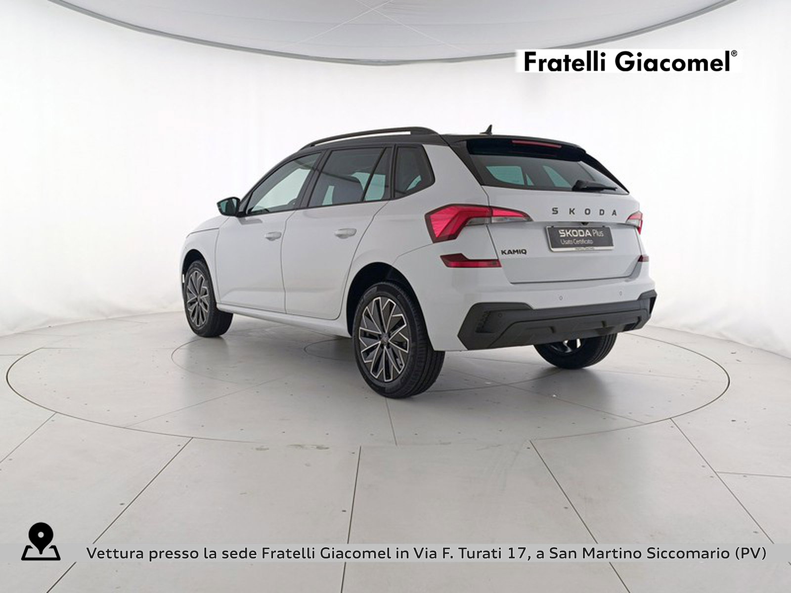 https://cdn-giacomel.caraffinity.it/fratelligiacomel/weicola/large/81/+2026+09+03+V112817_6a9966c7f2bf6.jpg/59253659ff786910f046682b899a8d6f.jpg
