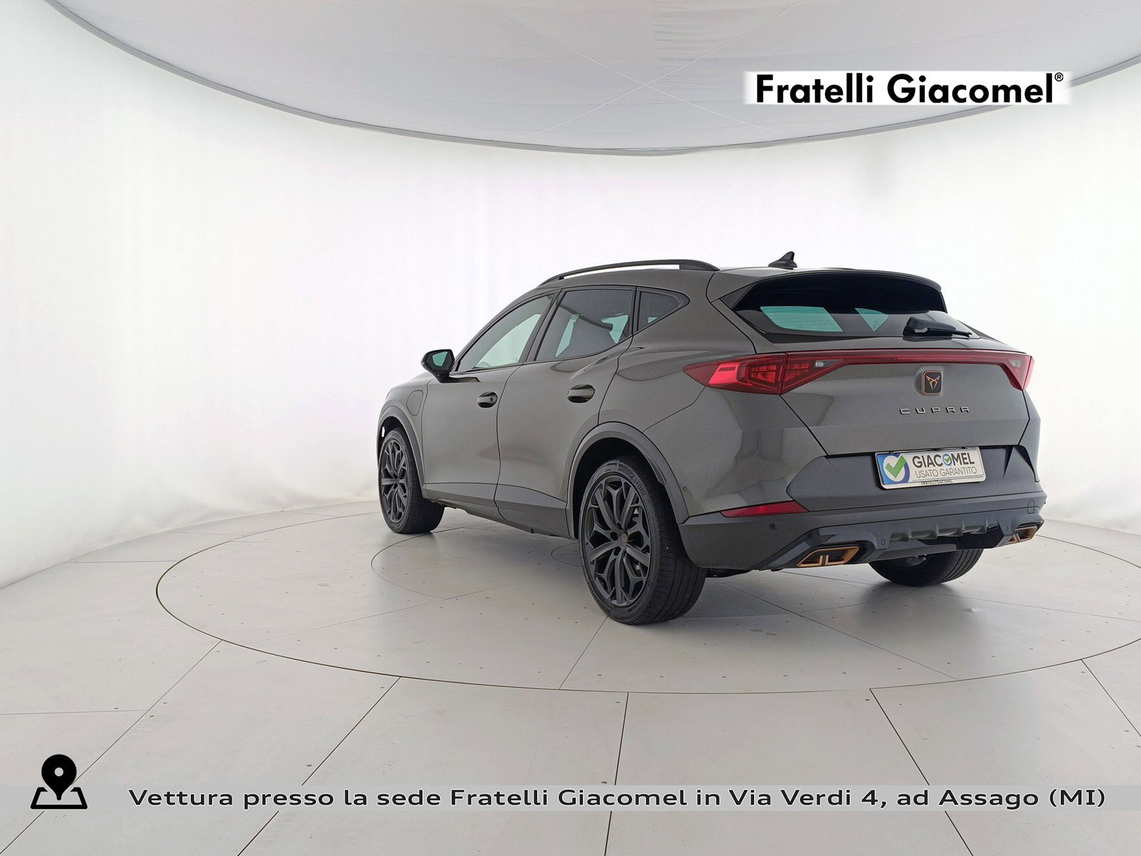 https://cdn-giacomel.caraffinity.it/fratelligiacomel/weicola/large/83/+2025+12+02+V095594_692ebca3a6c3b.jpg/af658c7d38b3ea2d28f3ff7c1a50045f.jpg