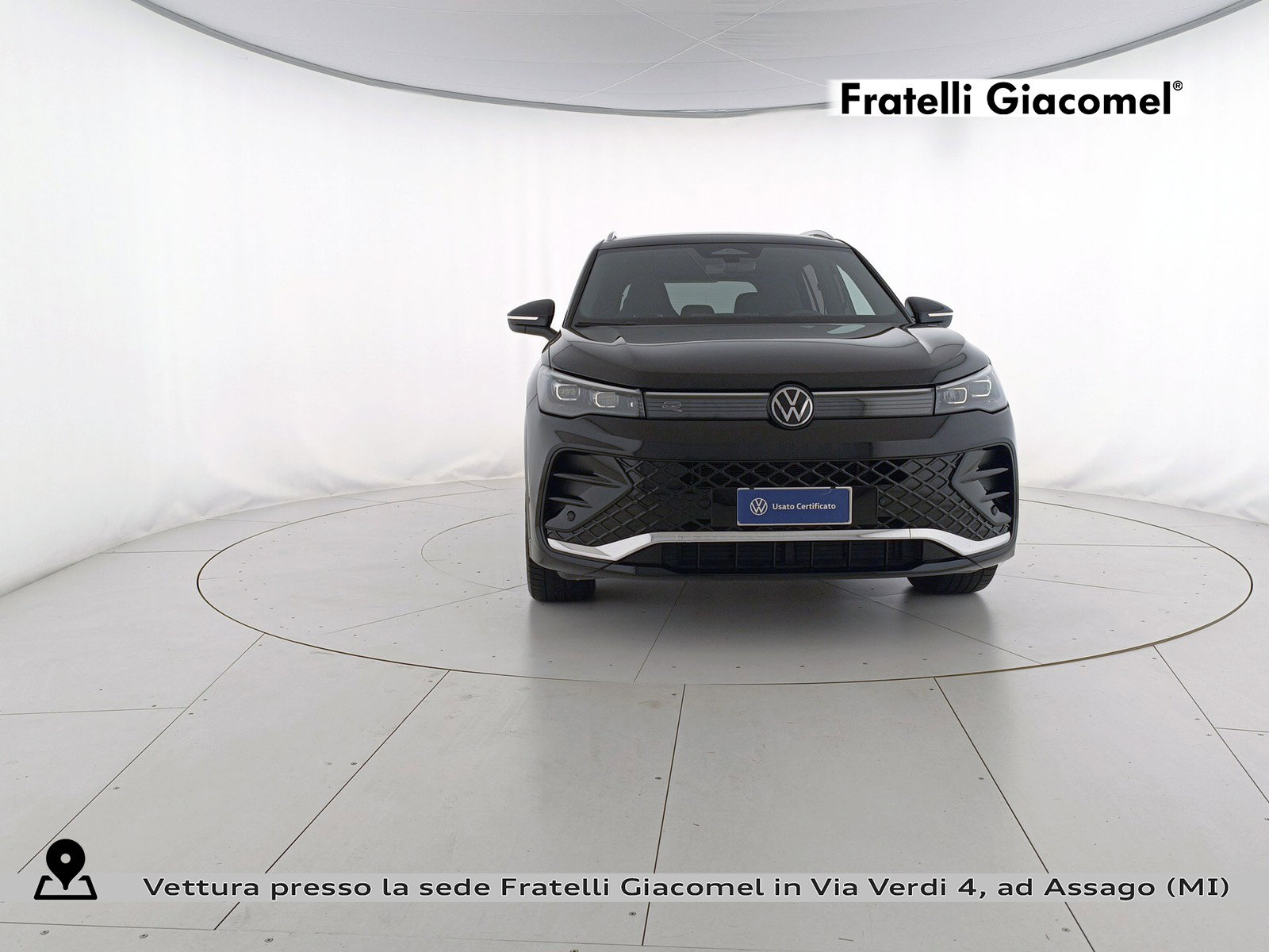 https://cdn-giacomel.caraffinity.it/fratelligiacomel/weicola/large/83/+2025+12+10+V096939_69399eb8922e6.jpg/7064c5010d9485ccfc371ab41f7a3afa.jpg