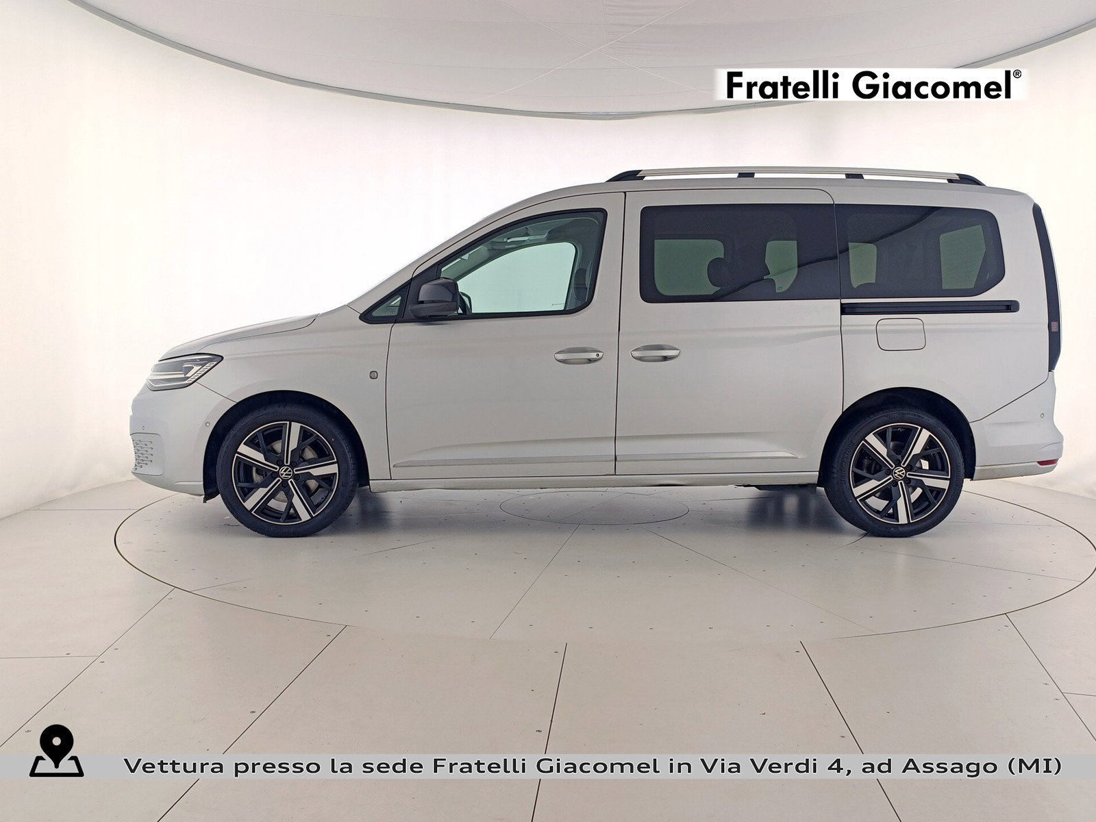 https://cdn-giacomel.caraffinity.it/fratelligiacomel/weicola/large/83/+2025+12+11+V097194_693ae183a5355.jpg/3c717d5824faa51d03f1816594aeed8c.jpg
