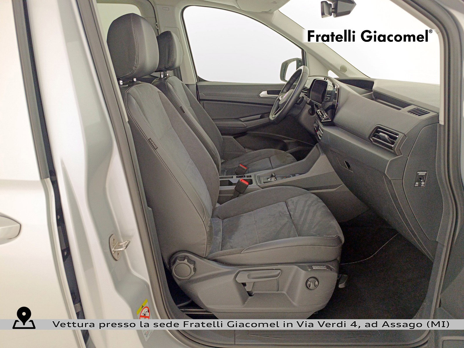 https://cdn-giacomel.caraffinity.it/fratelligiacomel/weicola/large/83/+2025+12+11+V097194_693ae18547551.jpg/69542a7c801e4d0745cbdfcf9145ed57.jpg