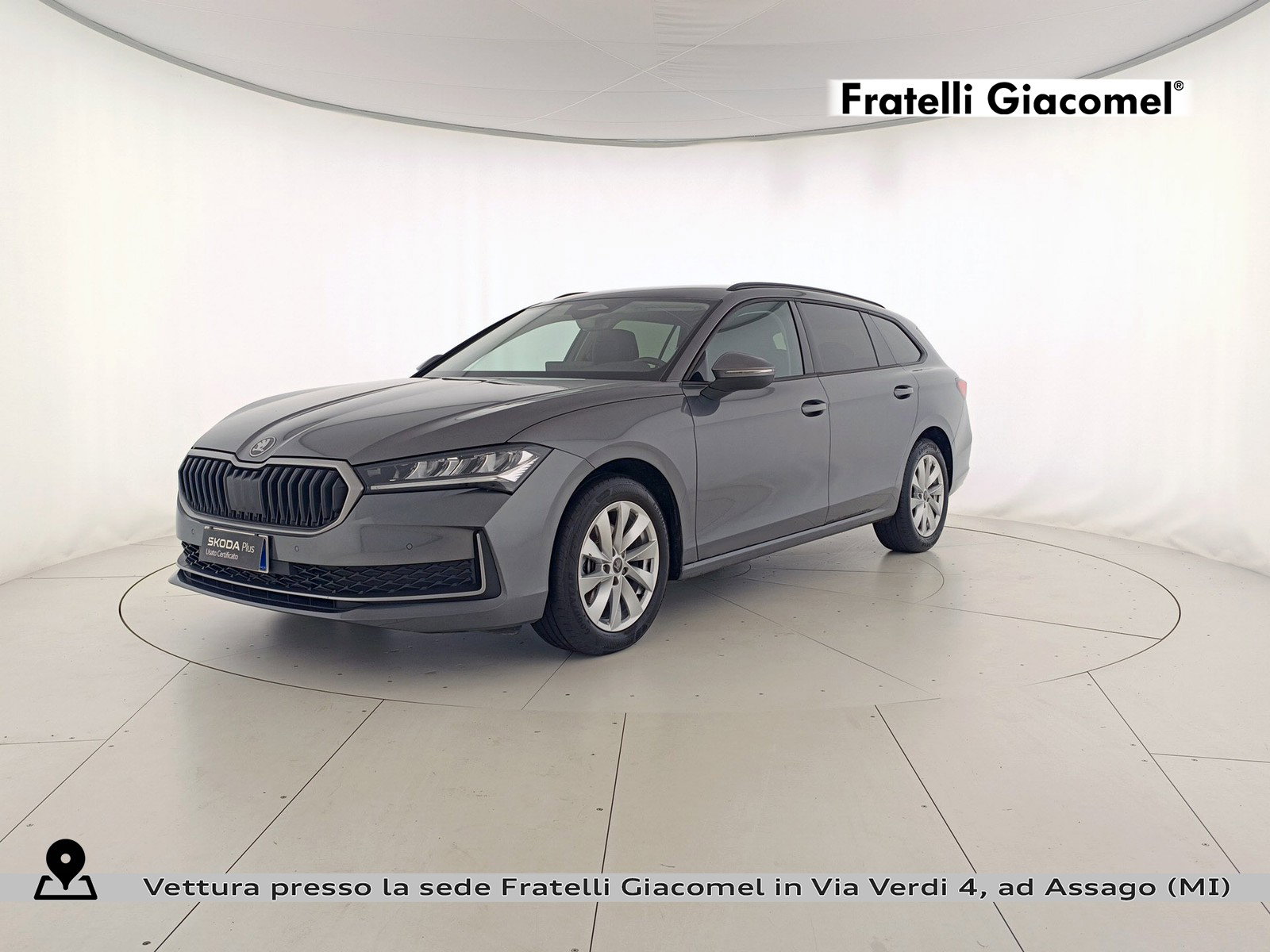https://cdn-giacomel.caraffinity.it/fratelligiacomel/weicola/large/83/+2025+12+19+V096559_69450efaf3f59.jpg/a64d361b59f65f8ce2fcd6469ce264e0.jpg?format=jpeg