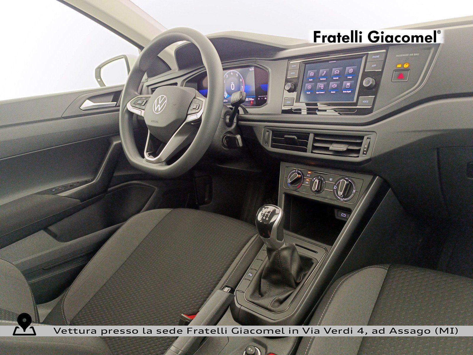 https://cdn-giacomel.caraffinity.it/fratelligiacomel/weicola/large/83/+2026+03+12+V094492_69b2d6e2d2de7.jpg/471029d92bfa1703afc52a7b77ab4dbc.jpg