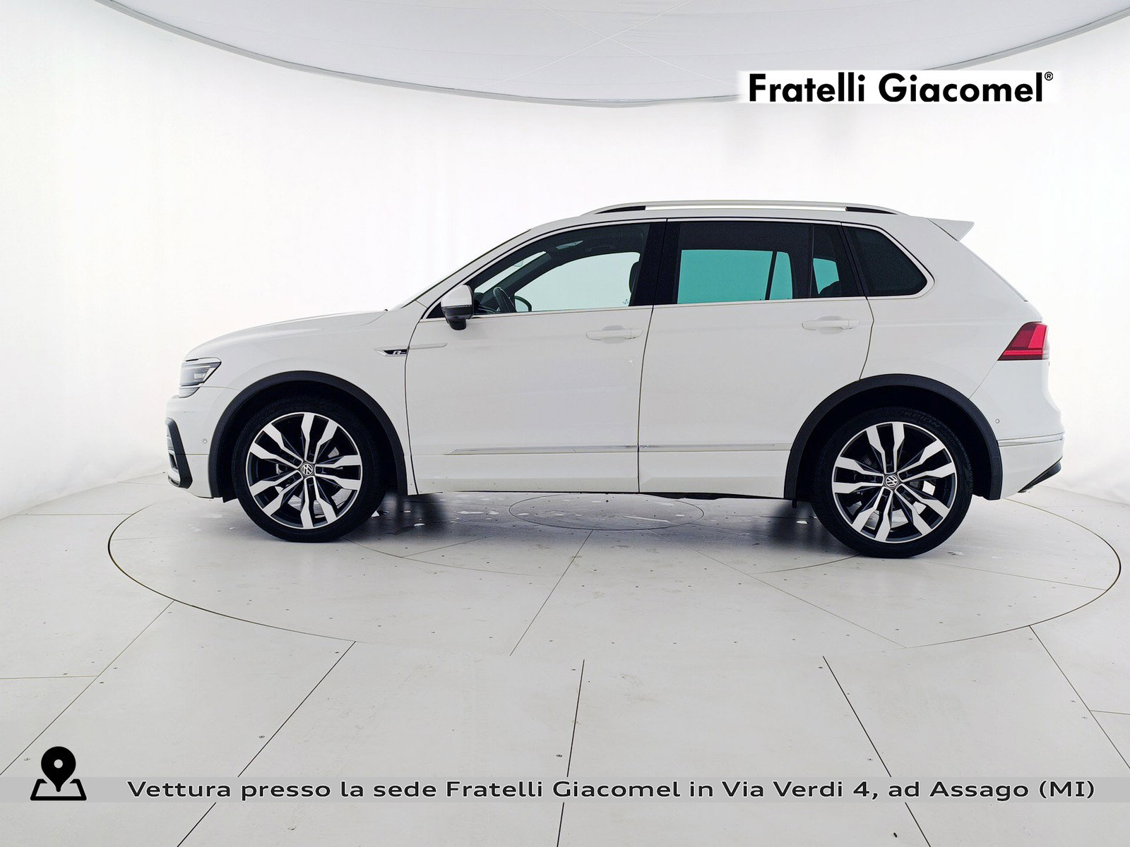 https://cdn-giacomel.caraffinity.it/fratelligiacomel/weicola/large/83/+2026+03+13+V090264_69b41bac69c6f.jpg/0abd62a0162de688f906525c2334f750.jpg