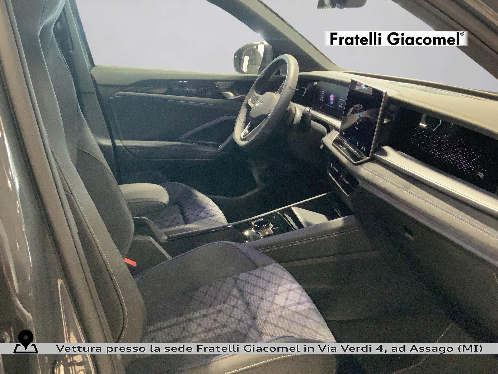 https://cdn-giacomel.caraffinity.it/fratelligiacomel/weicola/large/83/+2026+09+03+V112806_6a99889449f6d.jpg/09739c5340ae130b148e751bdc2480ee.jpg
