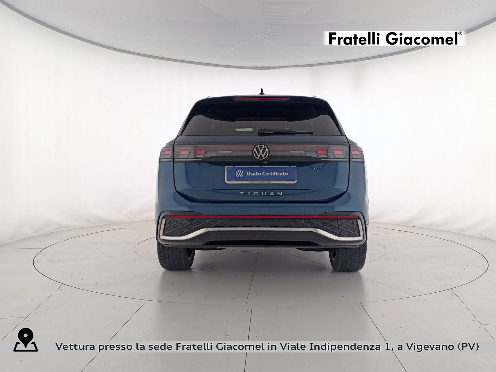 https://cdn-giacomel.caraffinity.it/fratelligiacomel/weicola/large/85/+2026+01+20+V098382_696f3aad8d527.jpg/28e2227fcd6d0777ffec1824cd6e899d.jpg