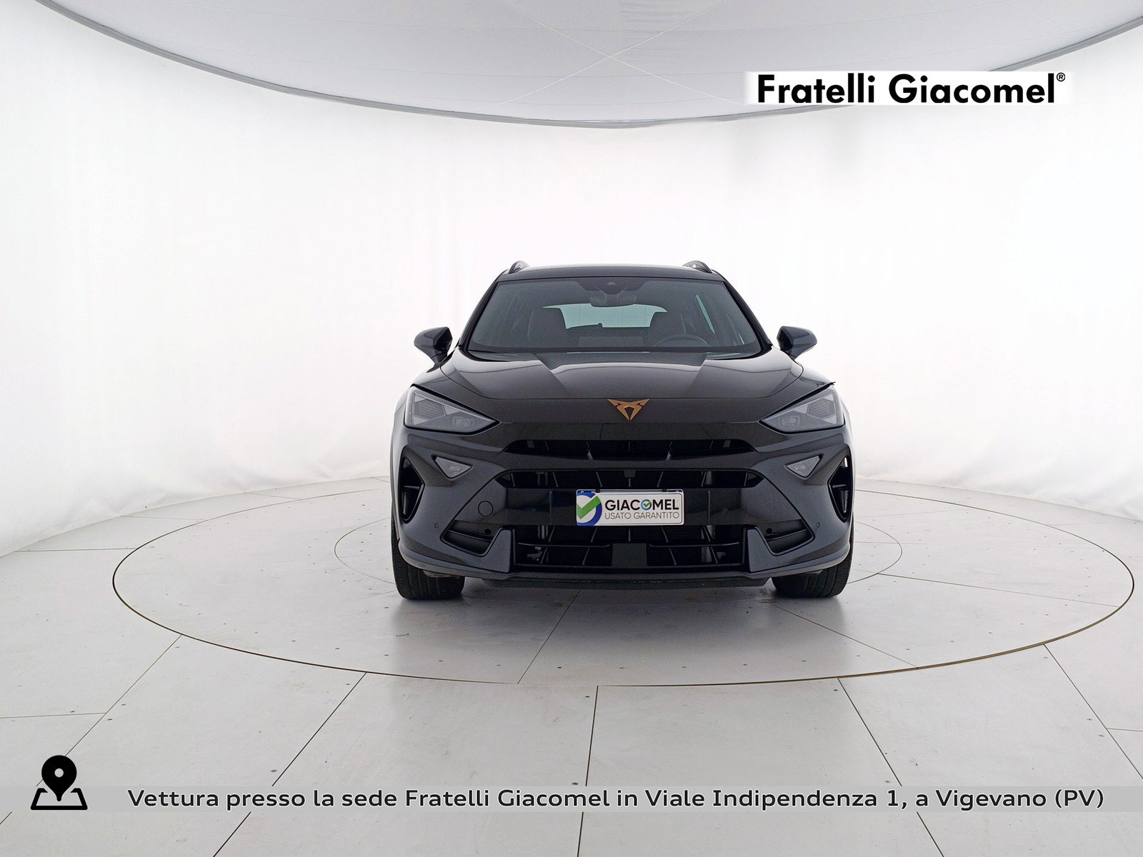 https://cdn-giacomel.caraffinity.it/fratelligiacomel/weicola/large/85/+2026+04+02+V102380_69ce39c9482a1.jpg/9b66d7c3528c179aeaee3638c7779963.jpg