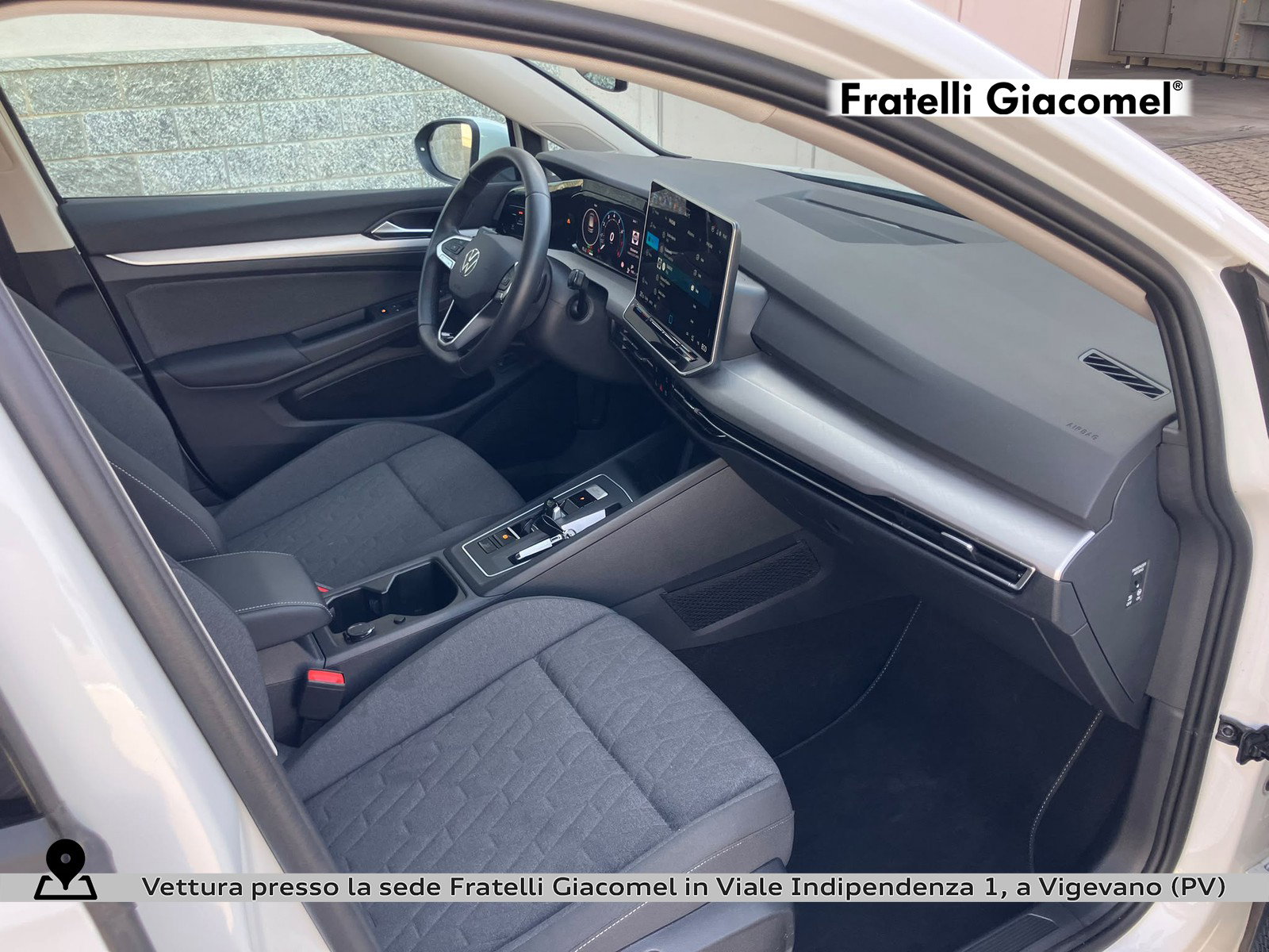 https://cdn-giacomel.caraffinity.it/fratelligiacomel/weicola/large/85/+2026+09+21+V112250_6ab0f34dba01a.jpg/f42430ea409b146a07f1ee5c872433f2.jpg