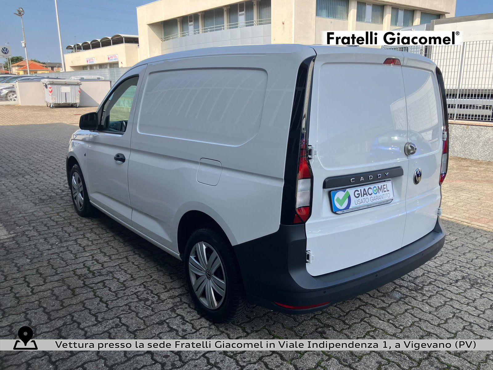 https://cdn-giacomel.caraffinity.it/fratelligiacomel/weicola/large/85/+2026+09+22+V111537_6ab251e72075d.jpg/321459abb47ddd6dca5fbd0267a983e5.jpg