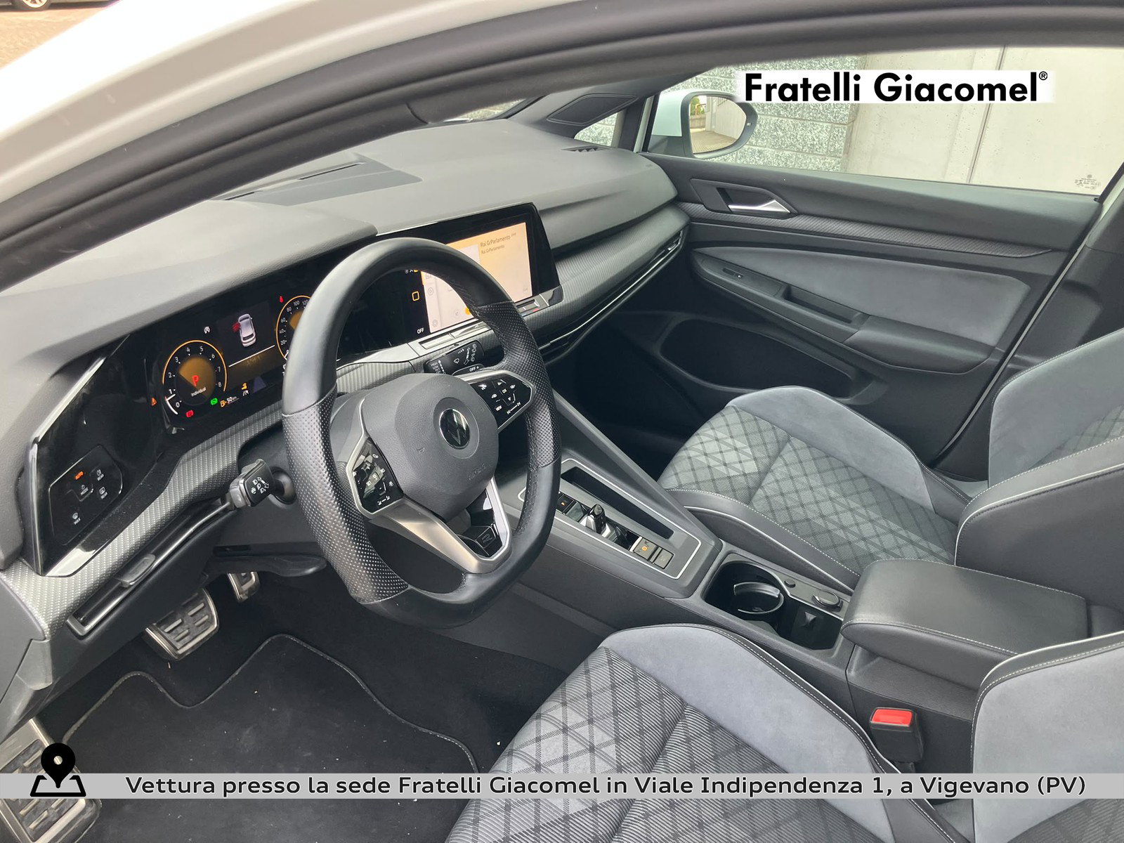 https://cdn-giacomel.caraffinity.it/fratelligiacomel/weicola/large/85/+2026+09+25+V110894_6ab648c561639.jpg/abd9d41d420bbd8ca435d348d5ea223b.jpg