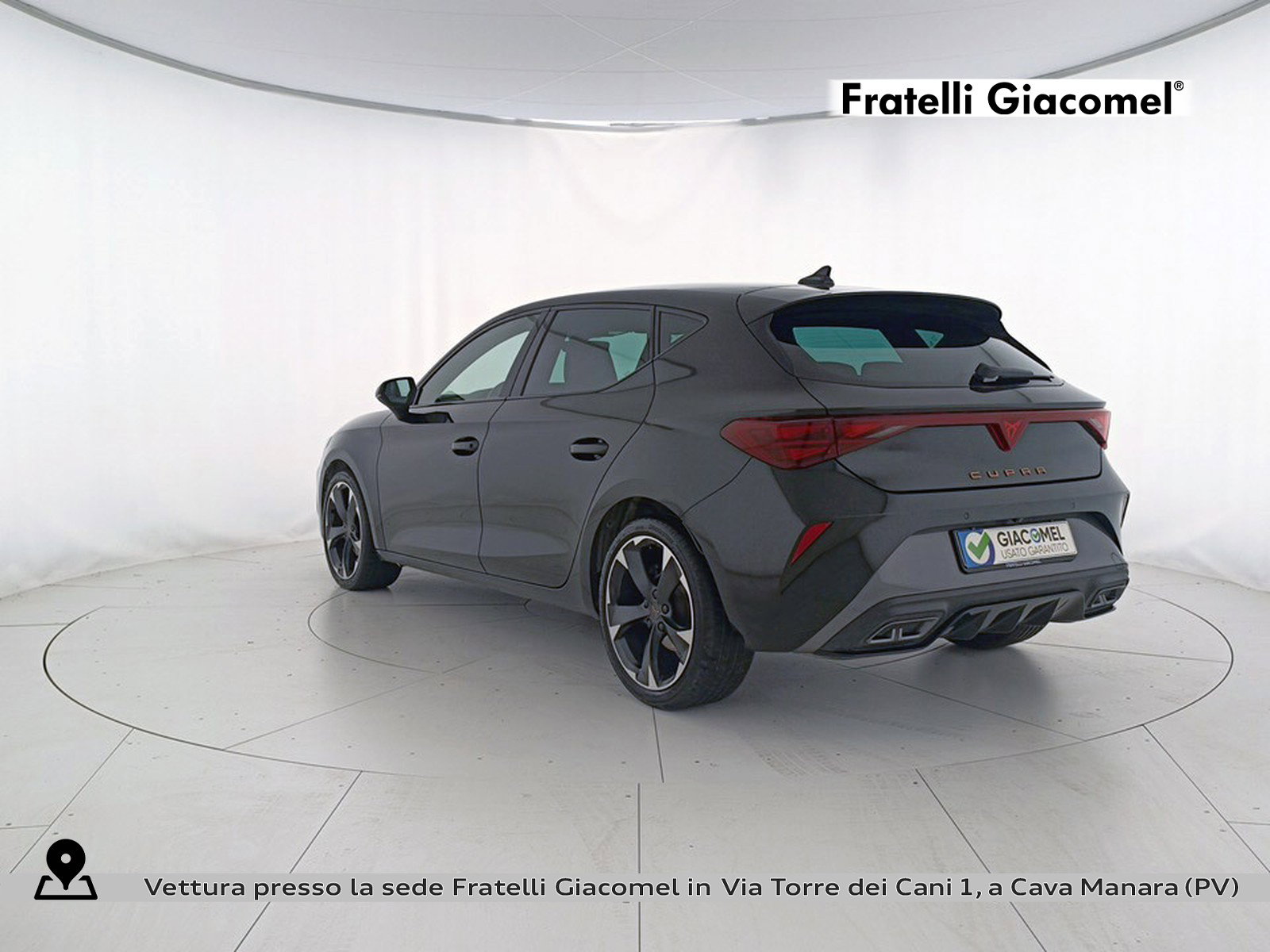 https://cdn-giacomel.caraffinity.it/fratelligiacomel/wrap360/large/134/+2026+07+29+V110988_6a6a08fdb6e09.jpg/02aefb161ff30db375416082d9118df2.jpg