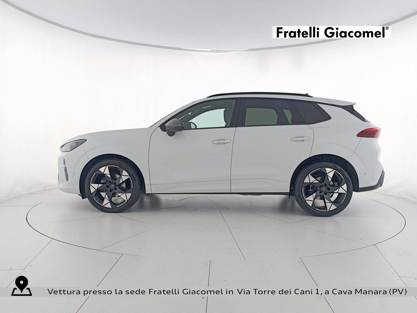 https://cdn-giacomel.caraffinity.it/fratelligiacomel/wrap360/large/134/+2026+07+31+V110896_6a6cb9f0d3389.jpg/7a51b1c374ea4ea72b29e231eee672e3.jpg