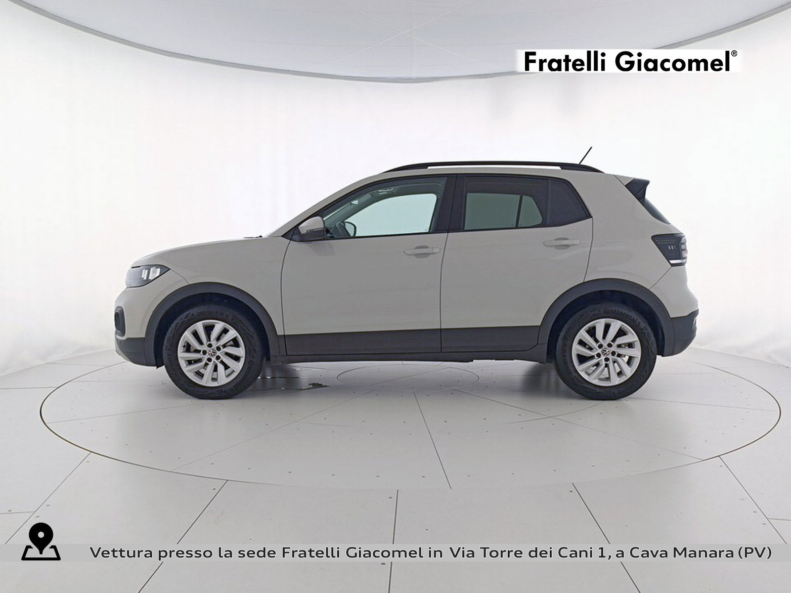 https://cdn-giacomel.caraffinity.it/fratelligiacomel/wrap360/large/134/+2026+09+29+V109327_6abb8d80a6b0c.jpg/30a2219e4b0bfd984b440b3c94037a0f.jpg