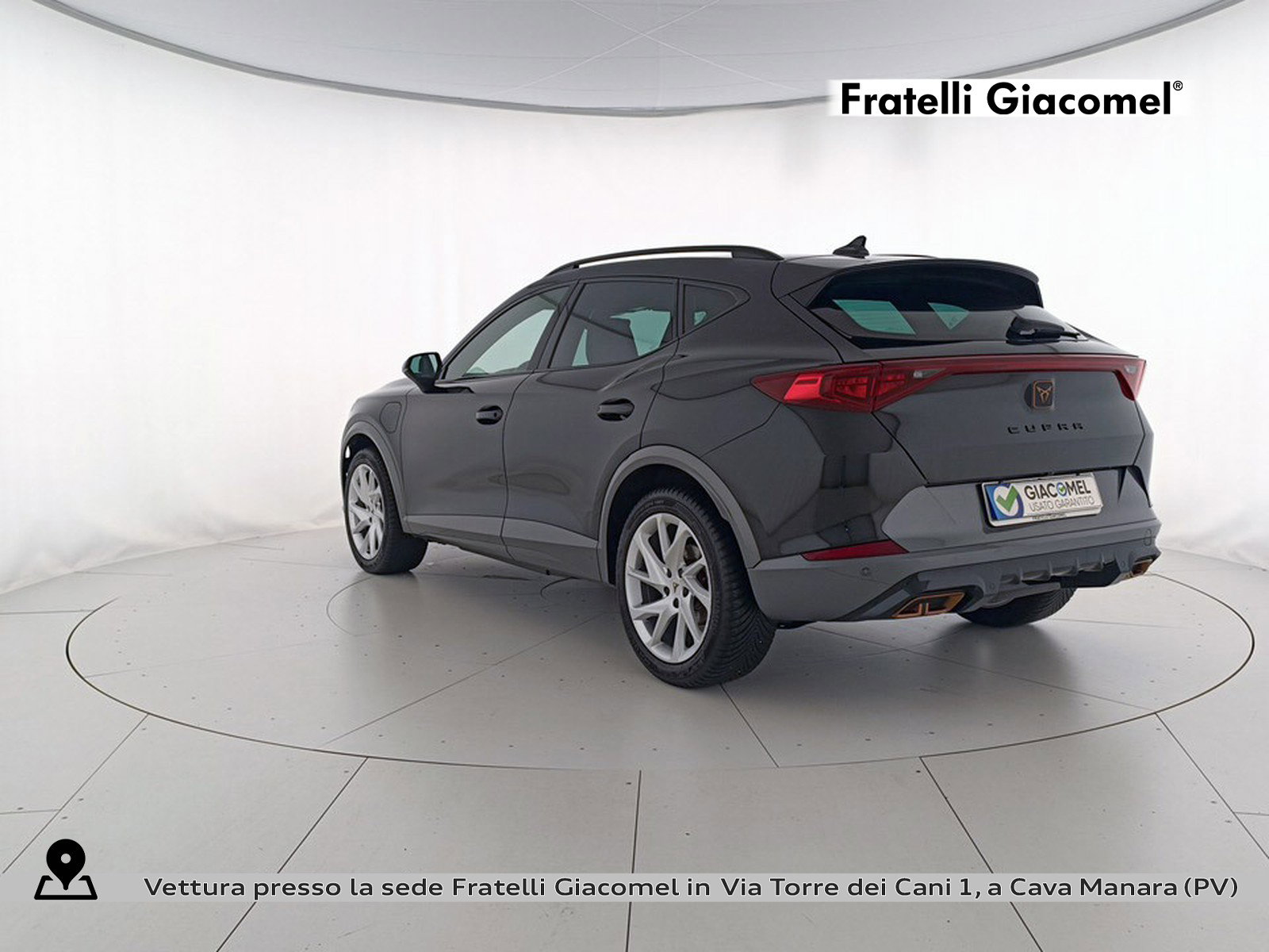 https://cdn-giacomel.caraffinity.it/fratelligiacomel/wrap360/large/134/+2026+09+29+V113517_6abbc5b0e3331.jpg/3823be68174f8fe88328151c15b1daf2.jpg