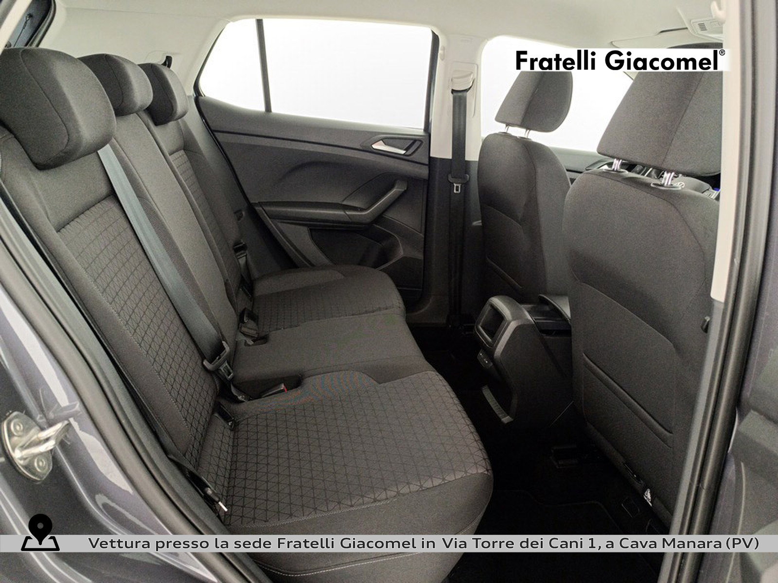 https://cdn-giacomel.caraffinity.it/fratelligiacomel/wrap360/large/134/+2026+10+07+V108475_6ac5fd5c55141.jpg/cf70eb67319b41ff28b0e7579aeff52f.jpg