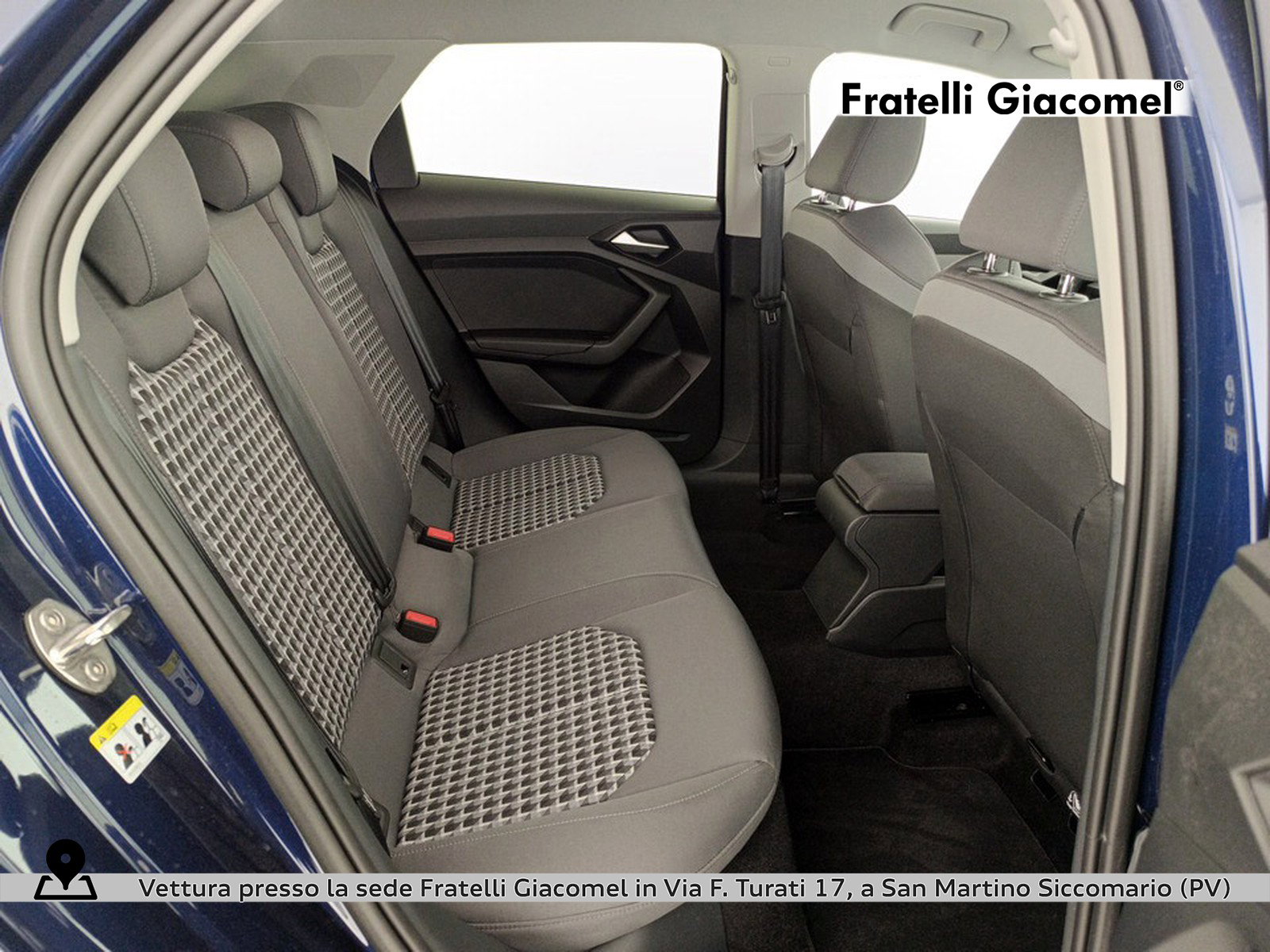 https://cdn-giacomel.caraffinity.it/fratelligiacomel/wrap360/large/81/+2026+09+17+V113026_6aabbba32b2bd.jpg/80e92fdb01d1781b8e25849458a13bec.jpg