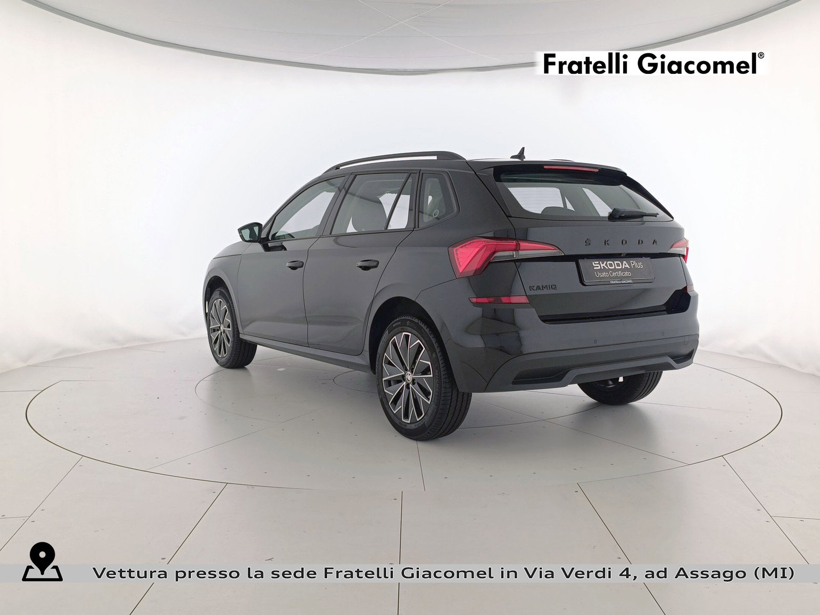 https://cdn-giacomel.caraffinity.it/fratelligiacomel/wrap360/large/83/+2026+04+24+V099322_69eb4e7d53aa4.jpg/6c3a2095e9b53a66d6838b744c6ab941.jpg