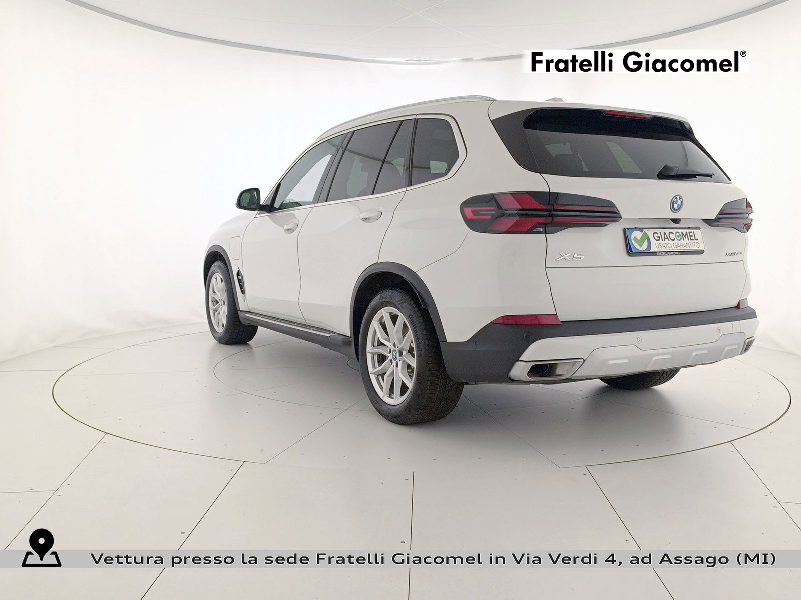https://cdn-giacomel.caraffinity.it/fratelligiacomel/wrap360/large/83/+2026+04+24+V103731_69eb32cad0620.jpg/3f9136e4133f34999a741a6637fdf25b.jpg
