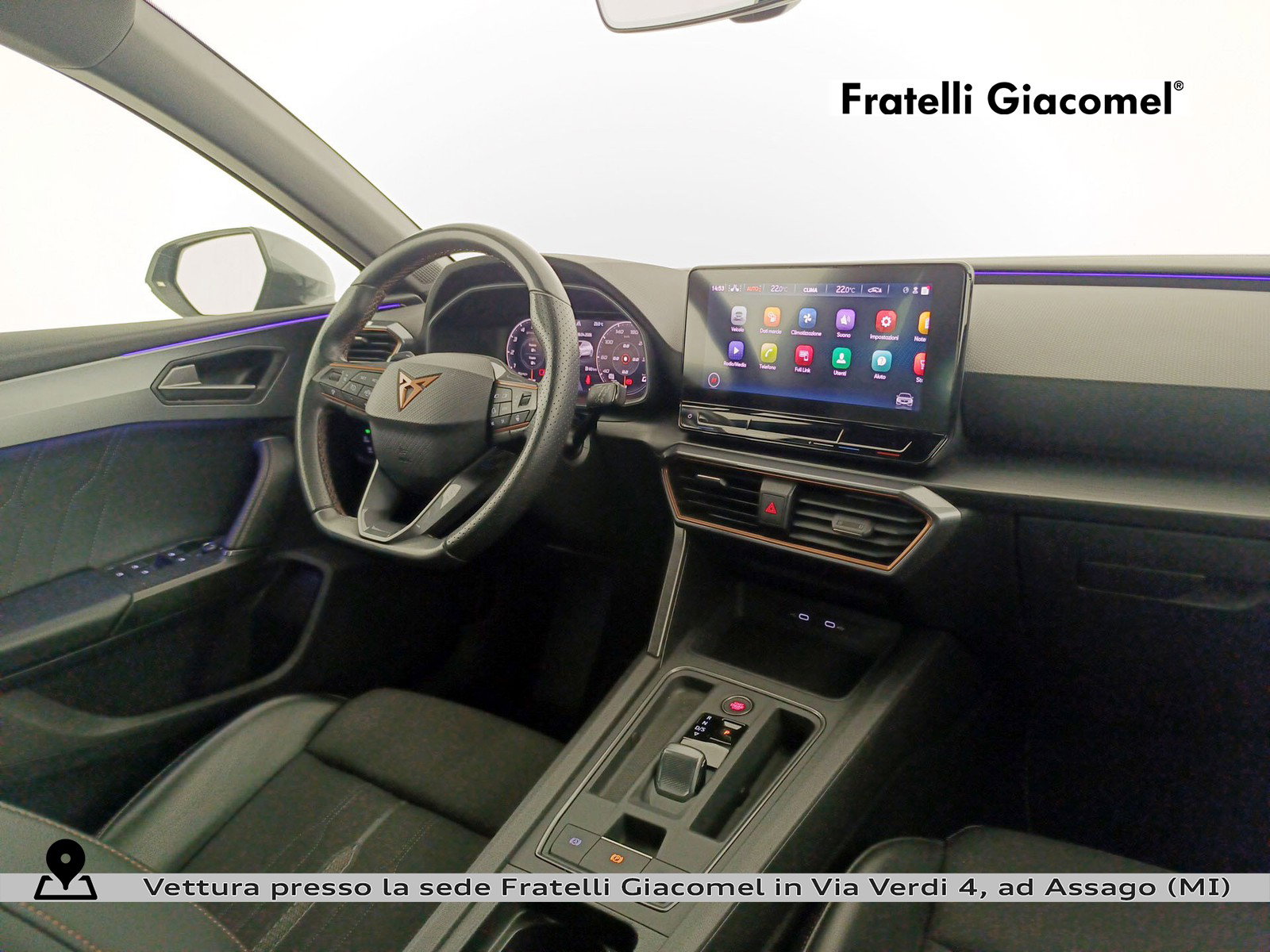 https://cdn-giacomel.caraffinity.it/fratelligiacomel/wrap360/large/83/+2026+04+28+V104417_69f0daee8f35a.jpg/90bece092868da22acd1f7e3c869dd06.jpg