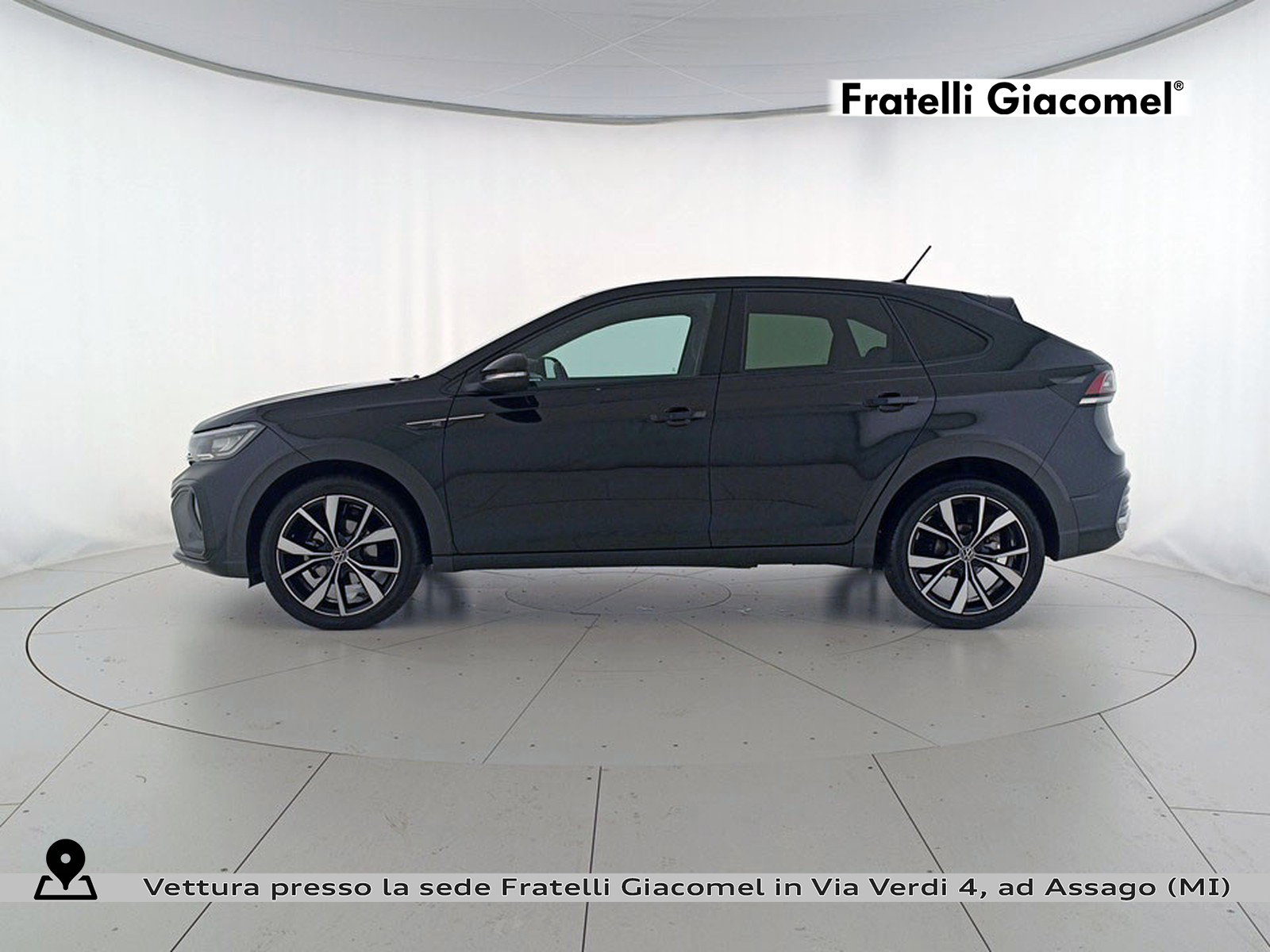 https://cdn-giacomel.caraffinity.it/fratelligiacomel/wrap360/large/83/+2026+05+05+V101044_69f9c1169ff9a.jpg/7caff0cf30c6f435dfda664e8ce753d5.jpg