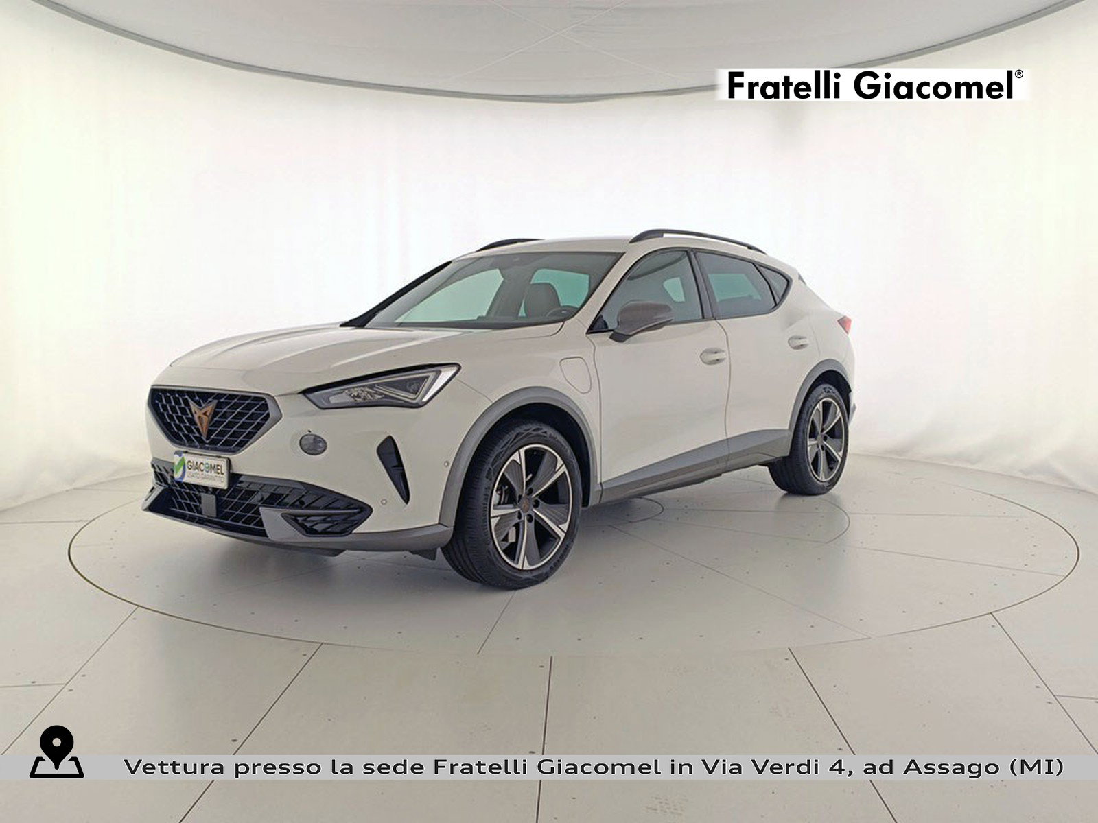 https://cdn-giacomel.caraffinity.it/fratelligiacomel/wrap360/large/83/+2026+05+05+V106135_69f9eb5d350e7.jpg/cf0ed51d7d9aa1dcef7ebf122d77913e.jpg?format=jpeg