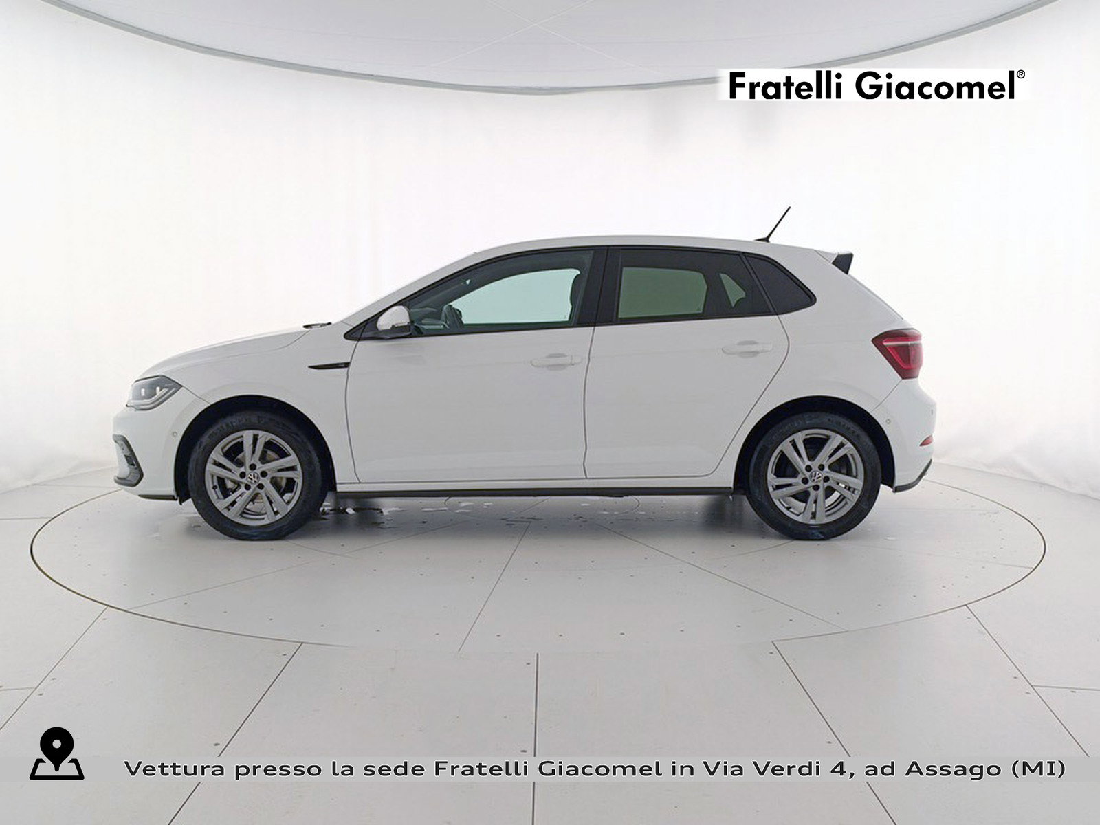 https://cdn-giacomel.caraffinity.it/fratelligiacomel/wrap360/large/83/+2026+05+11+V103987_6a01f077772e3.jpg/062cdfcbebe38848ab3e7b50f3ace12c.jpg