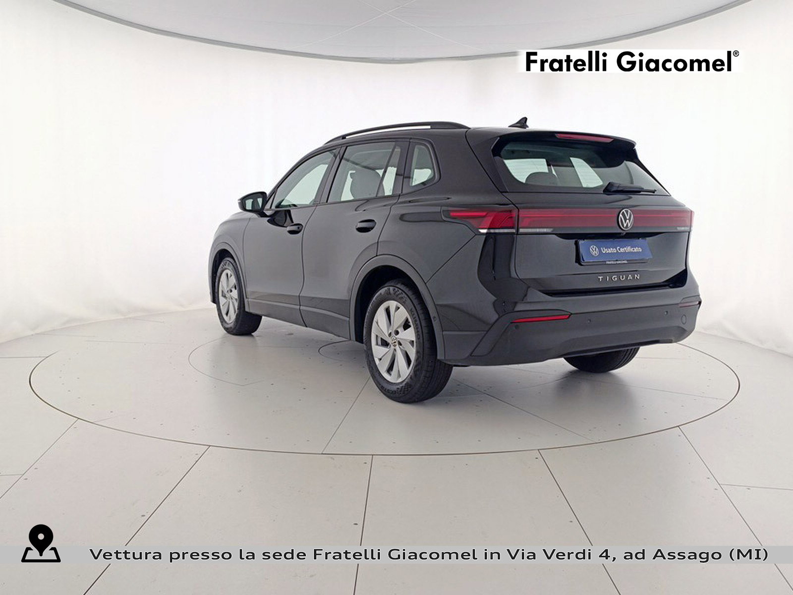 https://cdn-giacomel.caraffinity.it/fratelligiacomel/wrap360/large/83/+2026+05+13+V106578_6a044d5e940f8.jpg/ff440b50fcb0a90451bf04e869f33acb.jpg