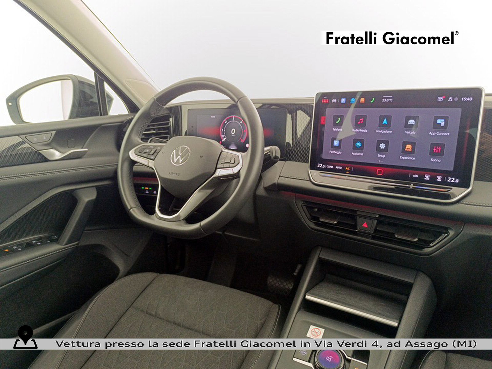 https://cdn-giacomel.caraffinity.it/fratelligiacomel/wrap360/large/83/+2026+05+13+V106578_6a044d5f8fede.jpg/70cf2ff184275bfc9a296a07c1a8e5f9.jpg
