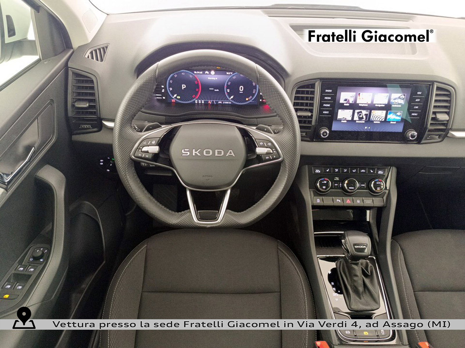 https://cdn-giacomel.caraffinity.it/fratelligiacomel/wrap360/large/83/+2026+05+15+V106589_6a06d40120233.jpg/13e6c2b8ec632710abd79b9e0ca845f0.jpg