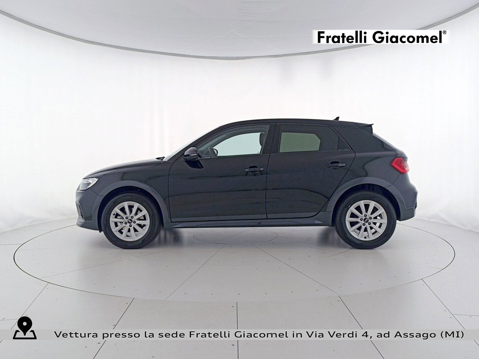 https://cdn-giacomel.caraffinity.it/fratelligiacomel/wrap360/large/83/+2026+05+18+V095729_6a0b0ee038d00.jpg/0d485447d33564a256f0ccfae176bb2e.jpg