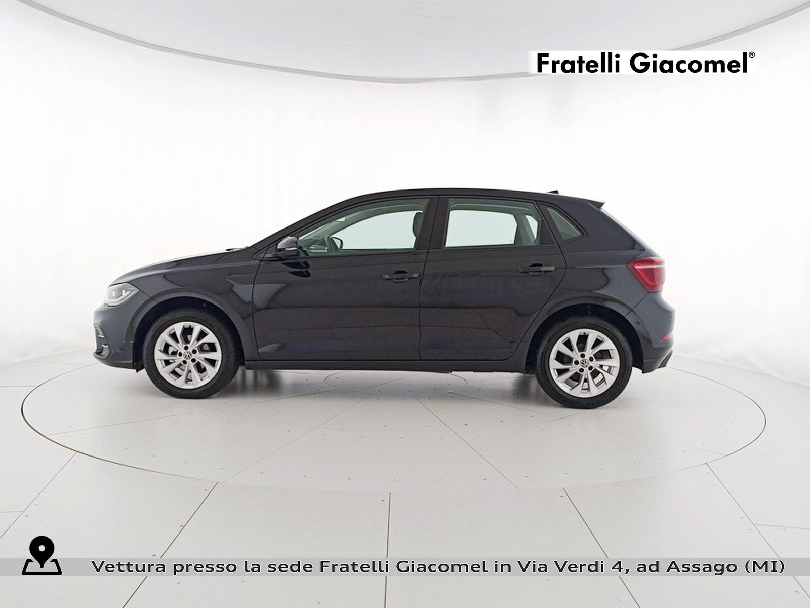 https://cdn-giacomel.caraffinity.it/fratelligiacomel/wrap360/large/83/+2026+05+18+V107188_6a0b1d045fe39.jpg/105de842d956d334263a5e83f8e63532.jpg