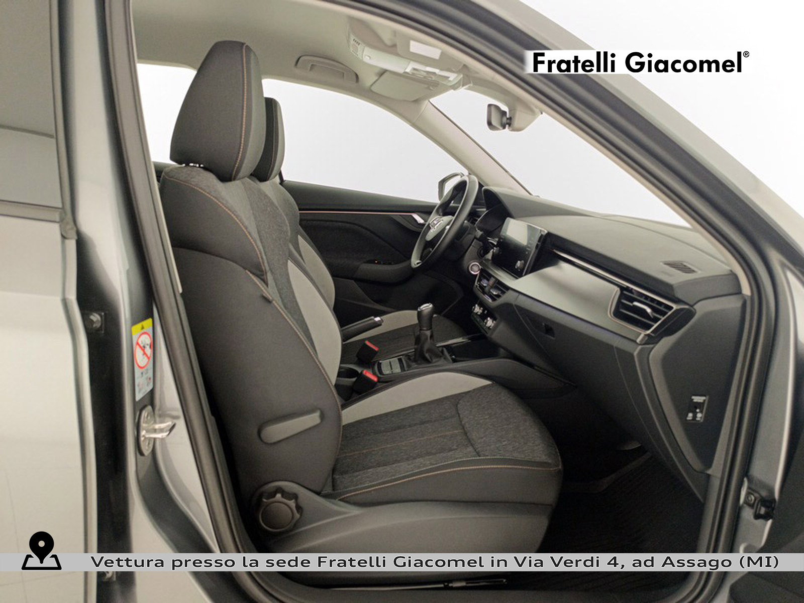 https://cdn-giacomel.caraffinity.it/fratelligiacomel/wrap360/large/83/+2026+05+19+V106125_6a0c6e3d64595.jpg/24d42846cef8830c69da676e621a9e60.jpg