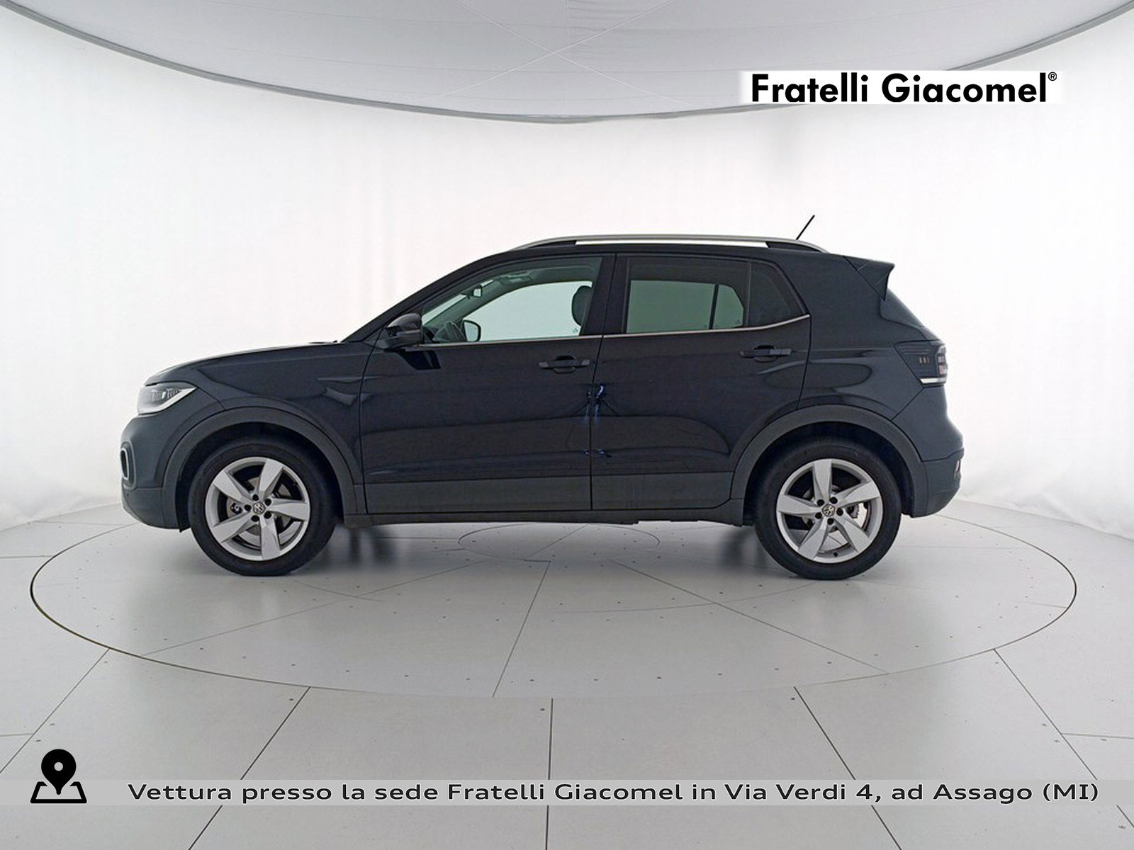 https://cdn-giacomel.caraffinity.it/fratelligiacomel/wrap360/large/83/+2026+05+19+V107141_6a0c6e207df30.jpg/a0246fe75b85b8bf613827794721643b.jpg