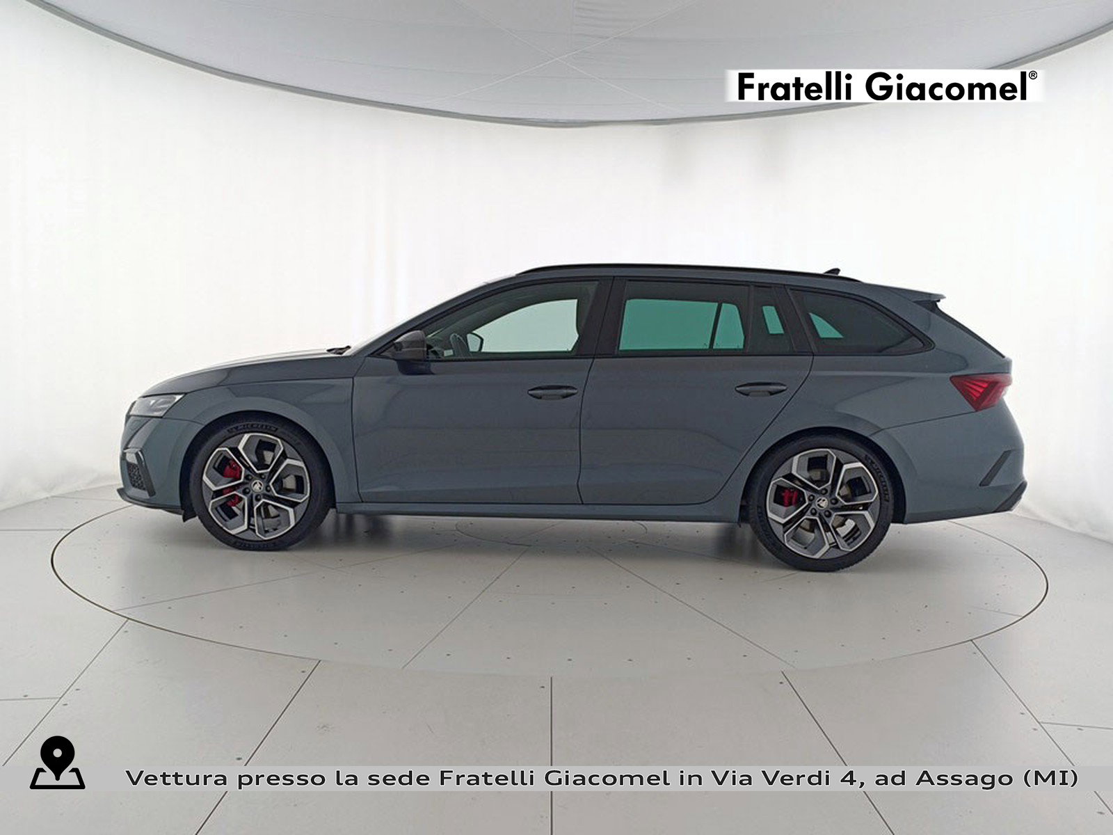 https://cdn-giacomel.caraffinity.it/fratelligiacomel/wrap360/large/83/+2026+05+21+V107418_6a0f1125b51e8.jpg/6e52206d8bb7efe47b4f994cd796c0e7.jpg