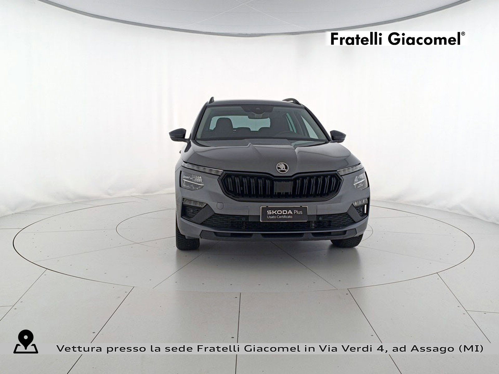 https://cdn-giacomel.caraffinity.it/fratelligiacomel/wrap360/large/83/+2026+05+26+V106585_6a159ac2cda01.jpg/c2c4cdc15b37da1916cab5d0c2105930.jpg