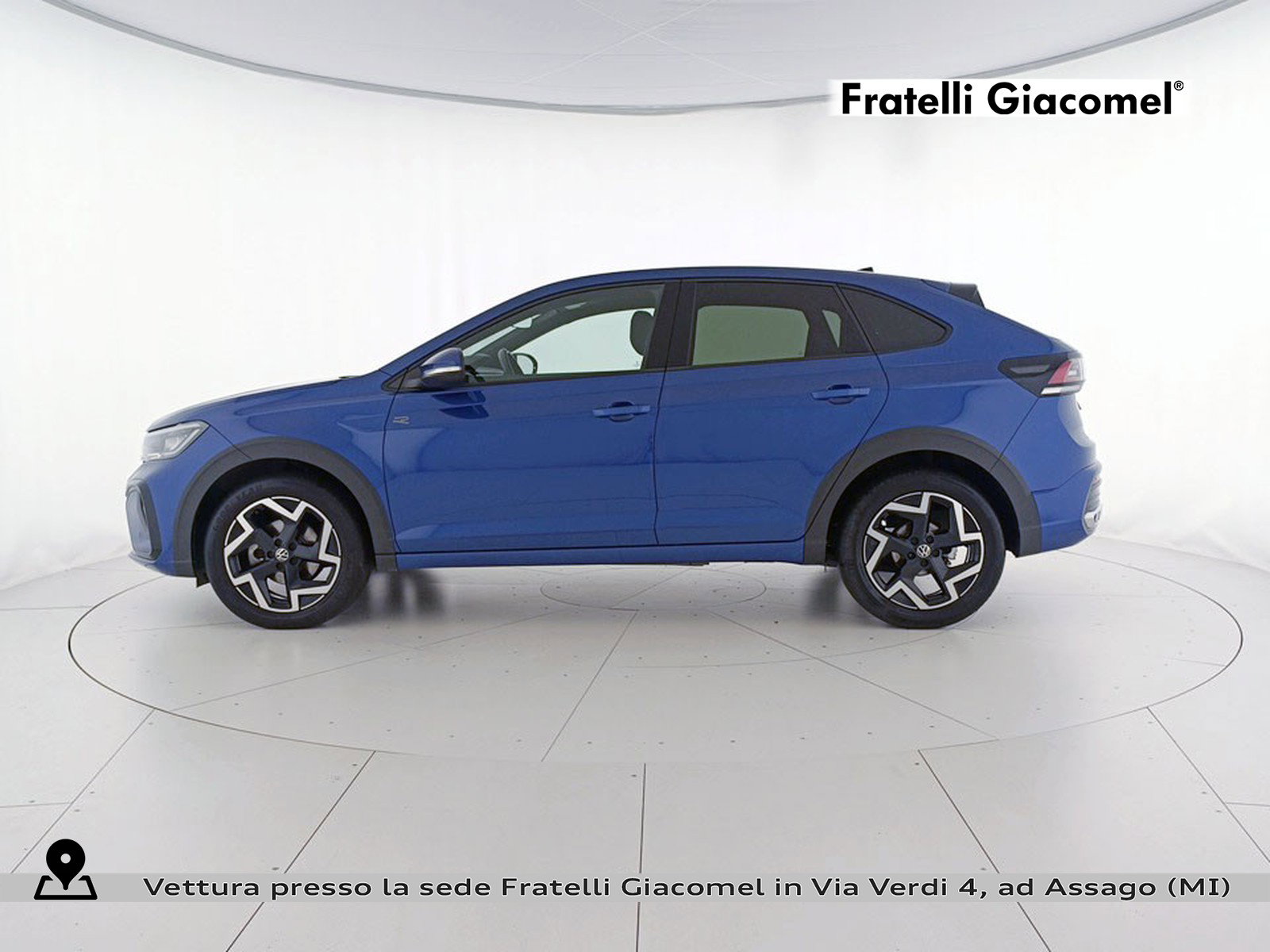 https://cdn-giacomel.caraffinity.it/fratelligiacomel/wrap360/large/83/+2026+05+27+V107187_6a16a61ca19c5.jpg/17e89c92f811907459cb0efc6d327ec1.jpg