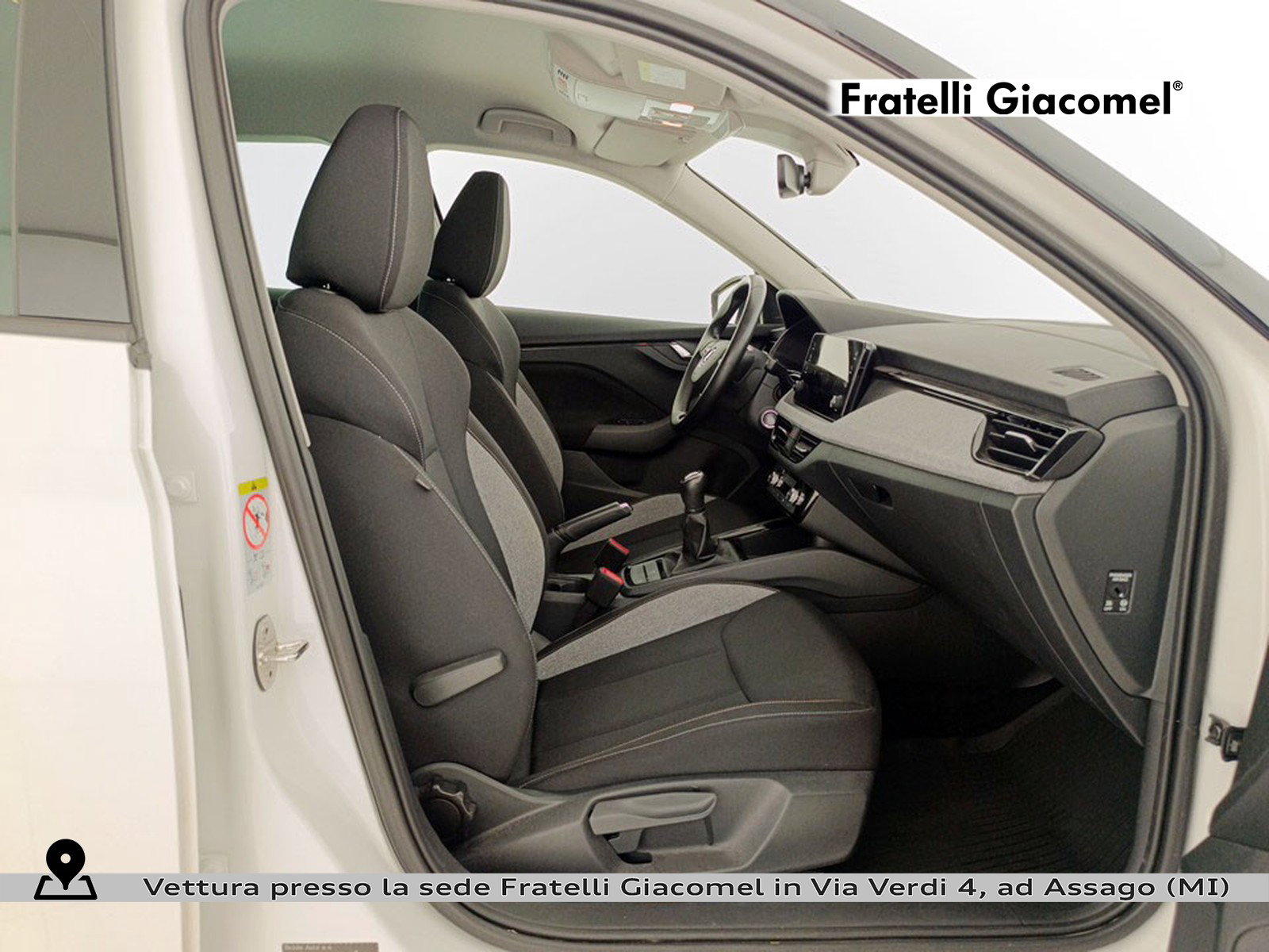 https://cdn-giacomel.caraffinity.it/fratelligiacomel/wrap360/large/83/+2026+05+28+V101250_6a18057e992dd.jpg/672d3d739376ef73c3425f4337809621.jpg