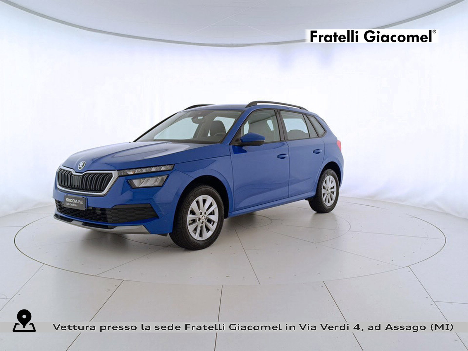 https://cdn-giacomel.caraffinity.it/fratelligiacomel/wrap360/large/83/+2026+06+09+V103991_6a27c942c095d.jpg/8d77417d0e1740e7fbca8fa4ed963e52.jpg?format=jpeg