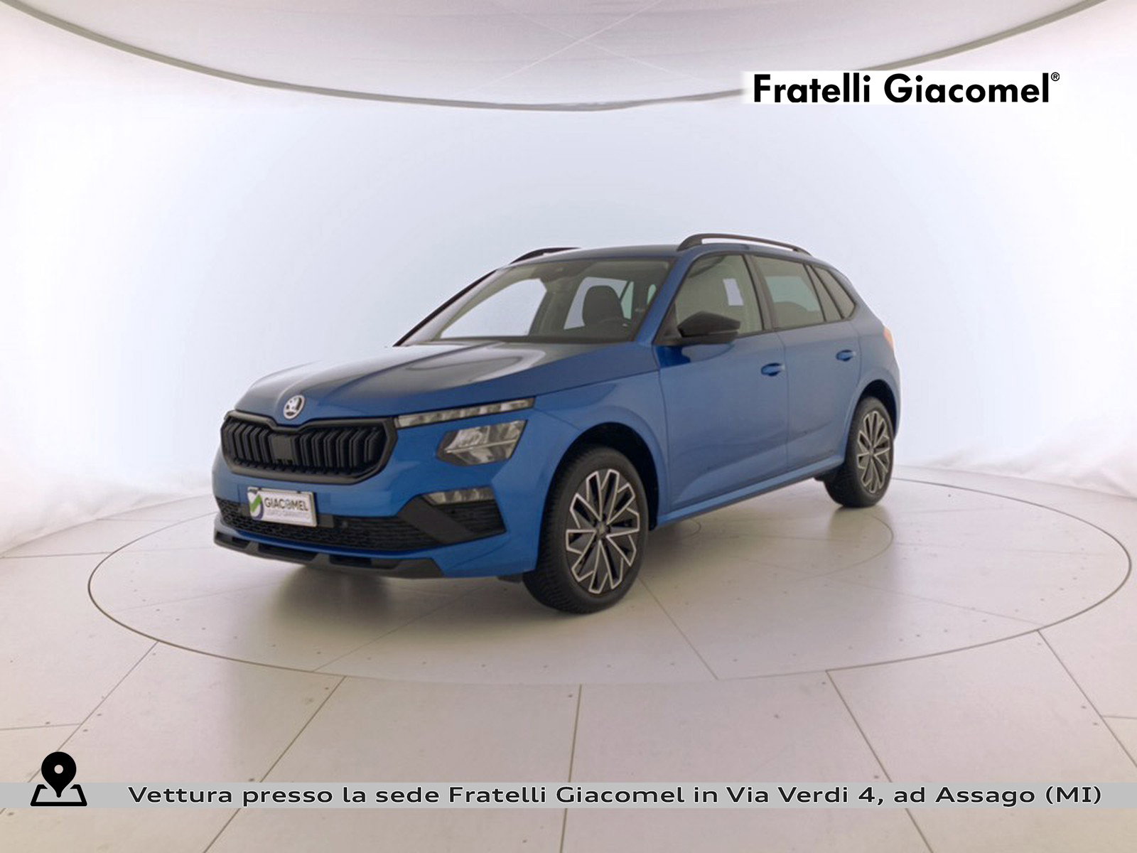 https://cdn-giacomel.caraffinity.it/fratelligiacomel/wrap360/large/83/+2026+06+15+V108282_6a3006b860315.jpg/8ef68fd47a73a15b0b59d030ba1ddf72.jpg?format=jpeg