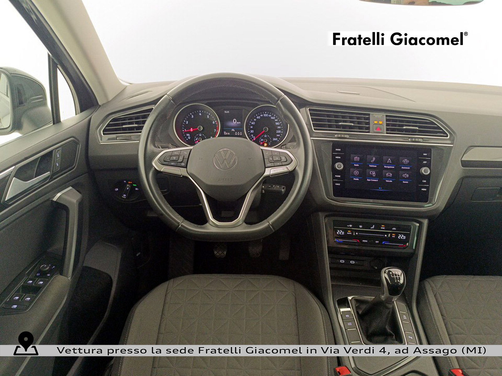https://cdn-giacomel.caraffinity.it/fratelligiacomel/wrap360/large/83/+2026+06+18+V108872_6a33a6dc128f1.jpg/93d37b7e287229f7d2ddb906be5f4368.jpg