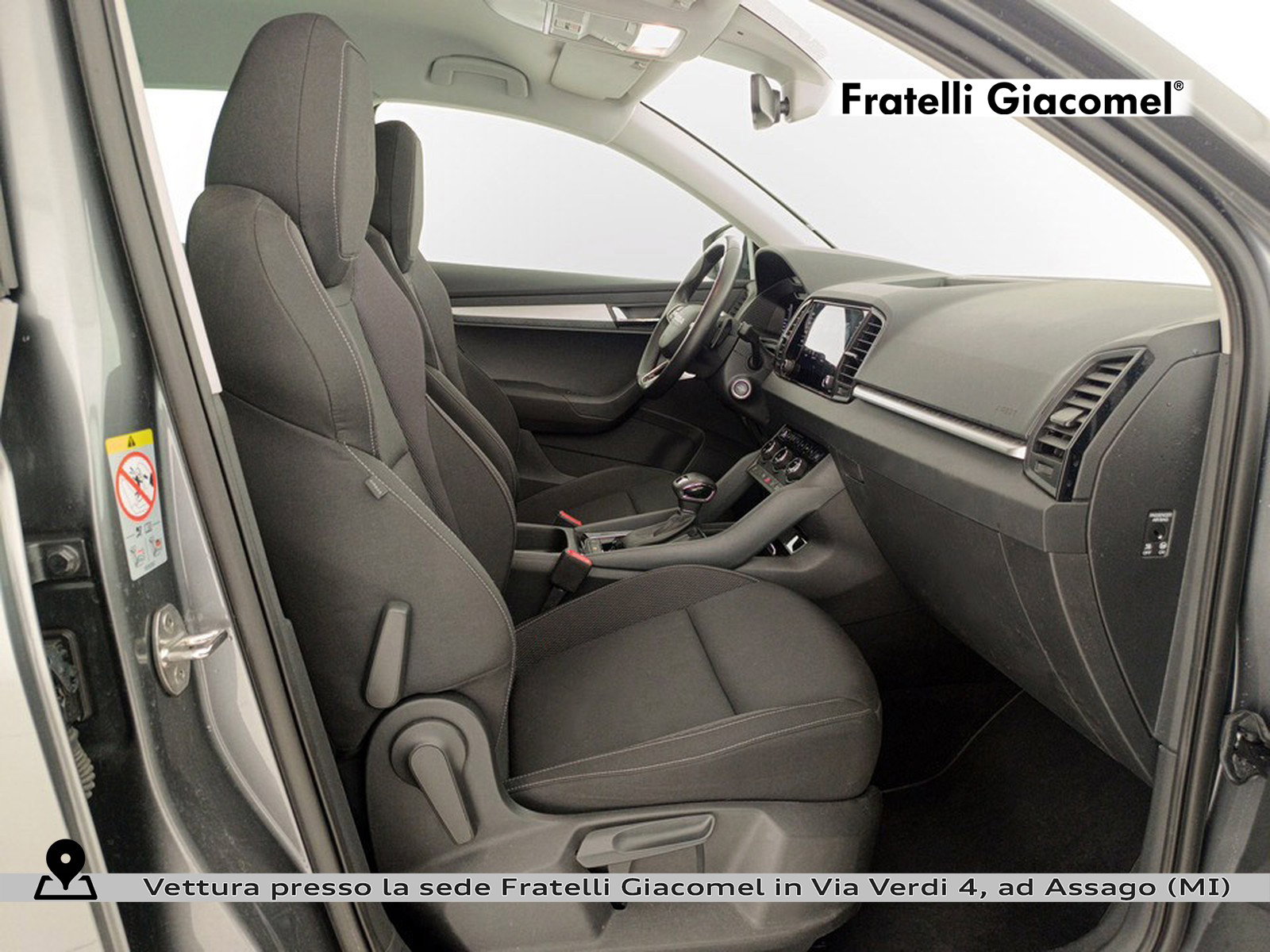 https://cdn-giacomel.caraffinity.it/fratelligiacomel/wrap360/large/83/+2026+07+10+V110119_6a50c41f55071.jpg/61d40a1ae8aad2ba17d9619818c5a7c2.jpg