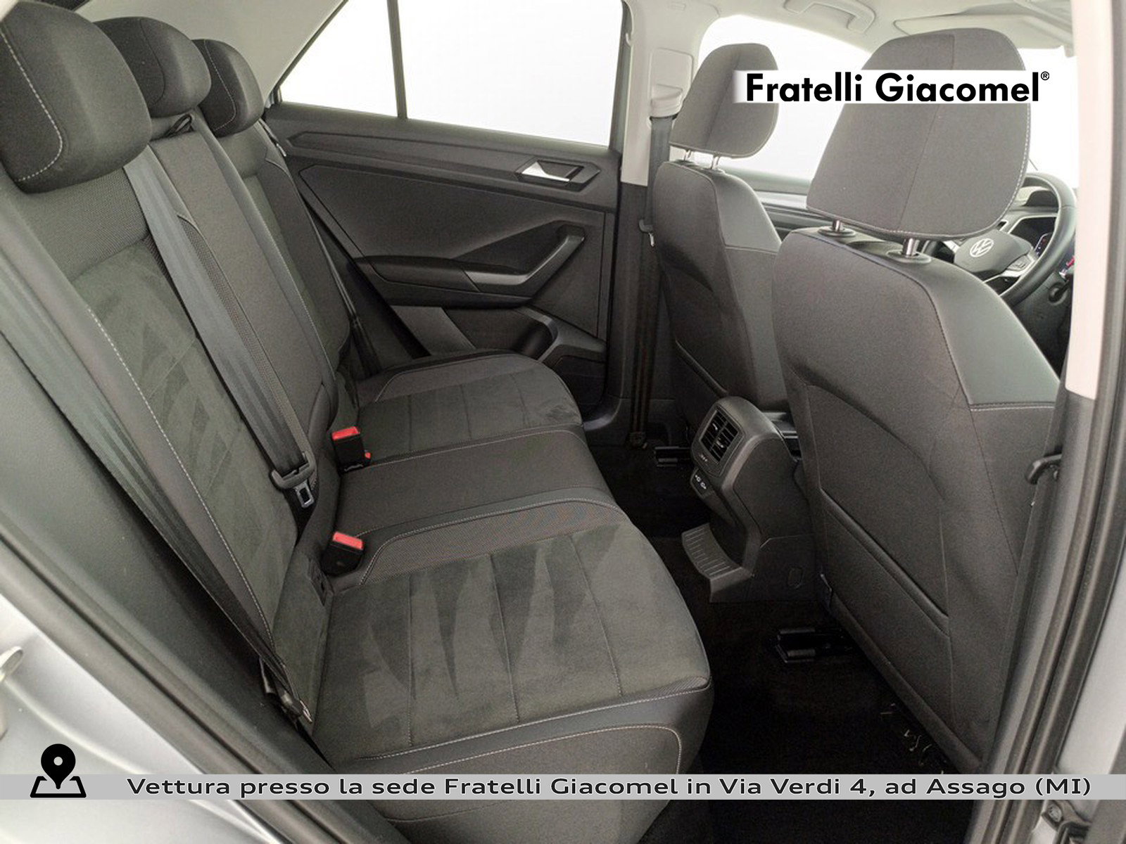 https://cdn-giacomel.caraffinity.it/fratelligiacomel/wrap360/large/83/+2026+07+16+V108453_6a5890e901c6c.jpg/415a86d83d9990888792a694457880fa.jpg