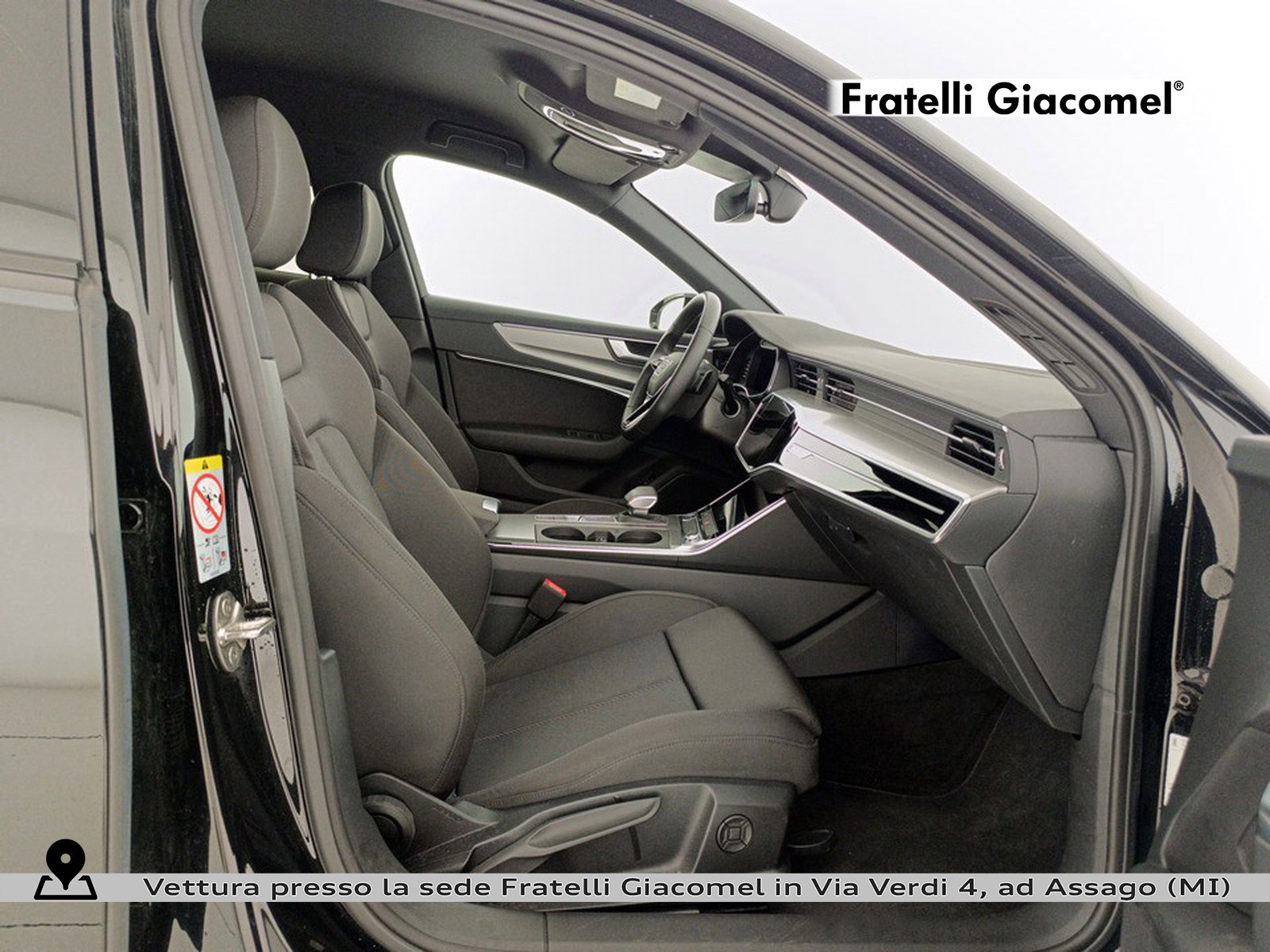https://cdn-giacomel.caraffinity.it/fratelligiacomel/wrap360/large/83/+2026+07+24+V110668_6a637f3c5a489.jpg/77867649e8043d3b31385ffbbdadabf4.jpg