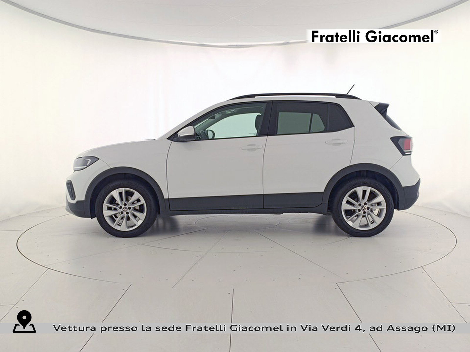 https://cdn-giacomel.caraffinity.it/fratelligiacomel/wrap360/large/83/+2026+07+30+V104411_6a6b060b0f298.jpg/2c52ea79d1d1454e45c24ea58f9800ea.jpg