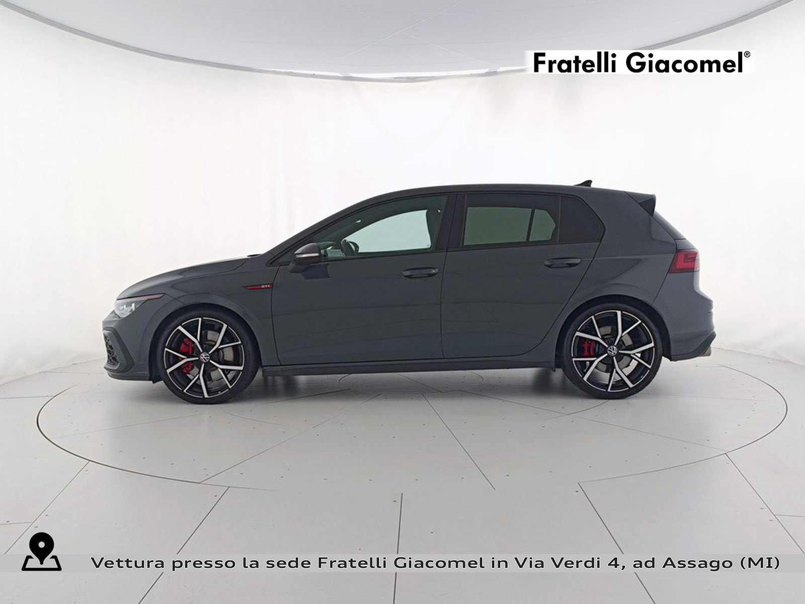 https://cdn-giacomel.caraffinity.it/fratelligiacomel/wrap360/large/83/+2026+07+31+V110711_6a6cabac4c134.jpg/a967662470ba04579efe54b2fc6a0f14.jpg