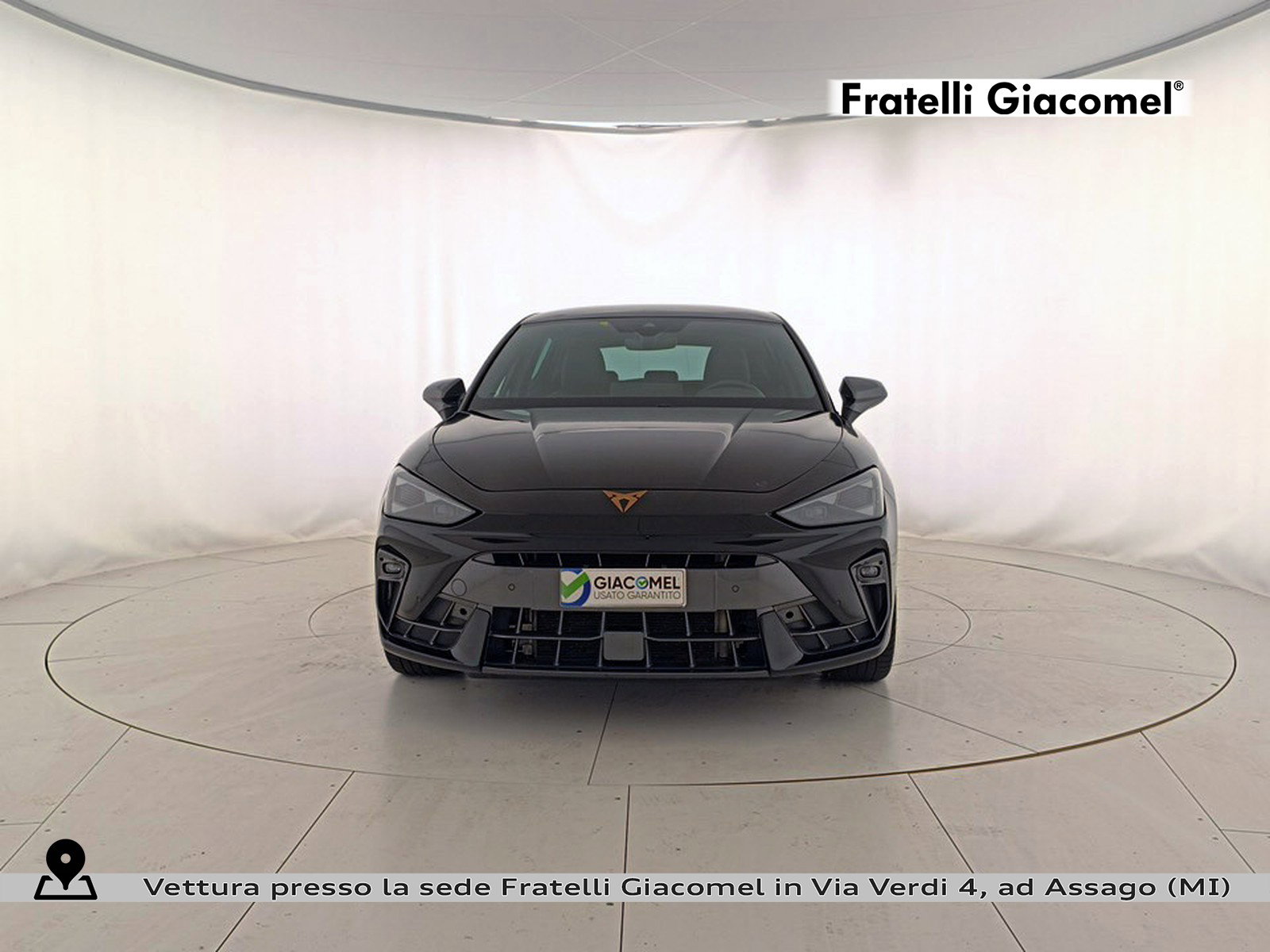 https://cdn-giacomel.caraffinity.it/fratelligiacomel/wrap360/large/83/+2026+07+31+V110989_6a6c57b0401f9.jpg/41b13ed9beed82723dc1904850d7464e.jpg