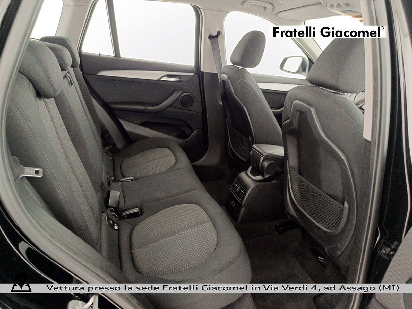 https://cdn-giacomel.caraffinity.it/fratelligiacomel/wrap360/large/83/+2026+08+05+V111145_6a7318ef9a542.jpg/82aff2bcb06088c97fe40f243bdc47ca.jpg