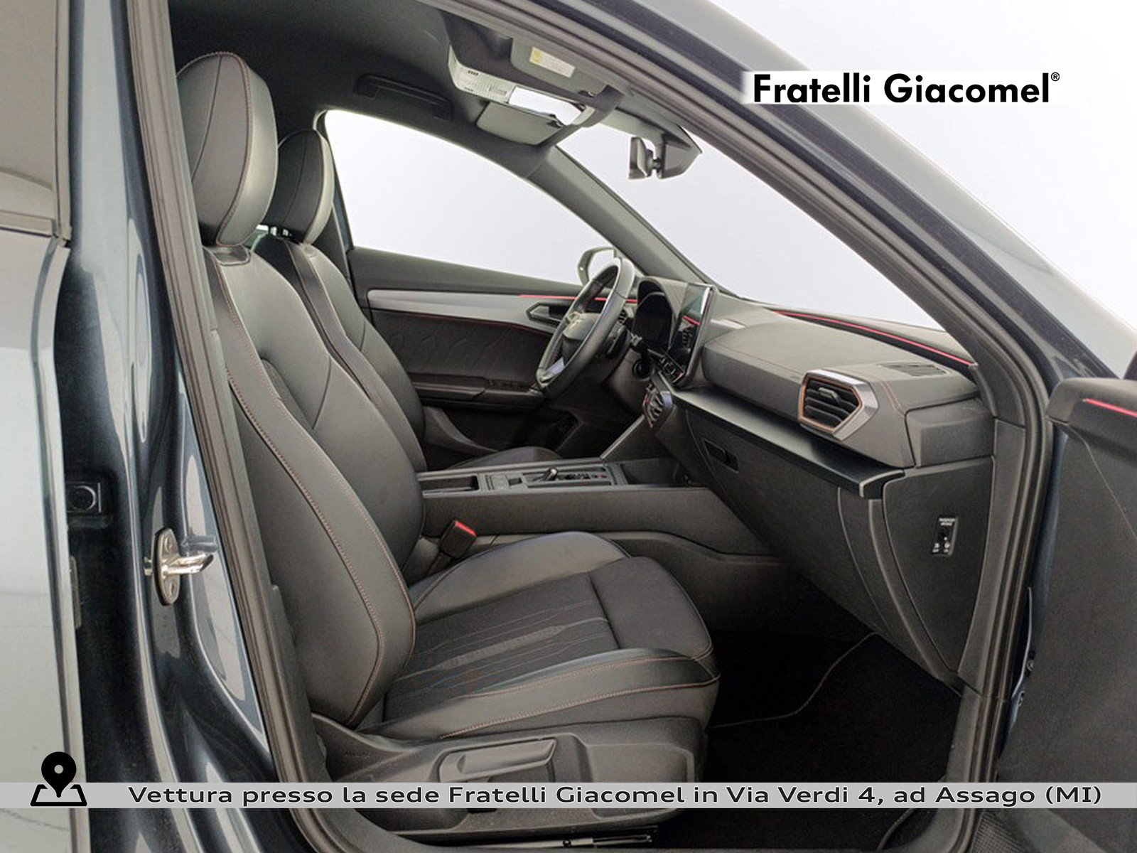https://cdn-giacomel.caraffinity.it/fratelligiacomel/wrap360/large/83/+2026+08+06+V110346_6a7494d1507da.jpg/f8786e894f8ecf332bae2b765e3b1ce5.jpg